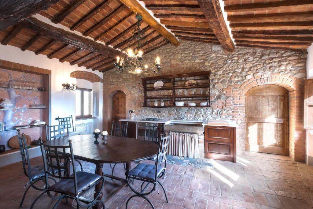 Casa Montebello