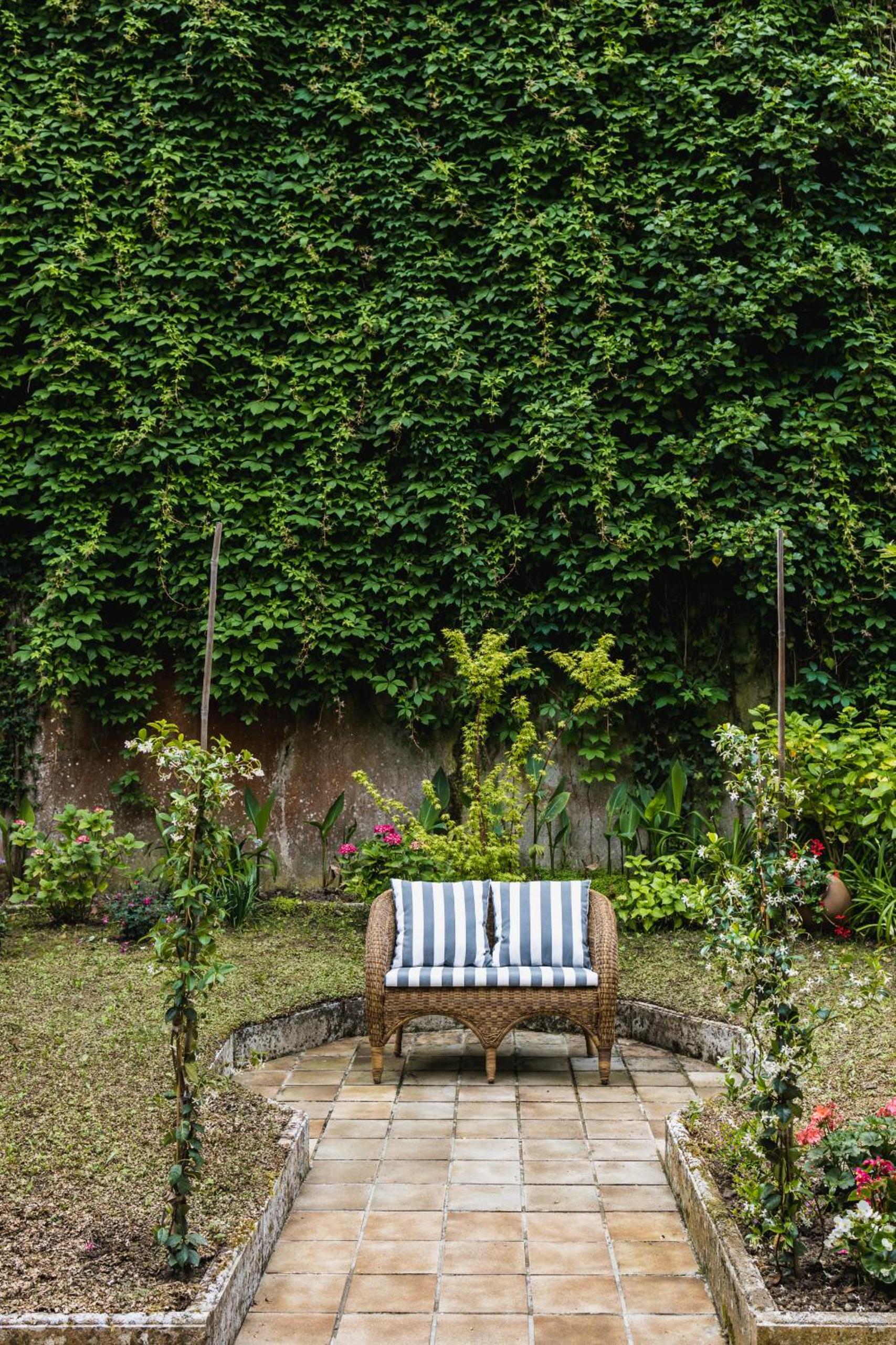 MIRACONCHA GARDEN by Sweet Home SS Rentals
