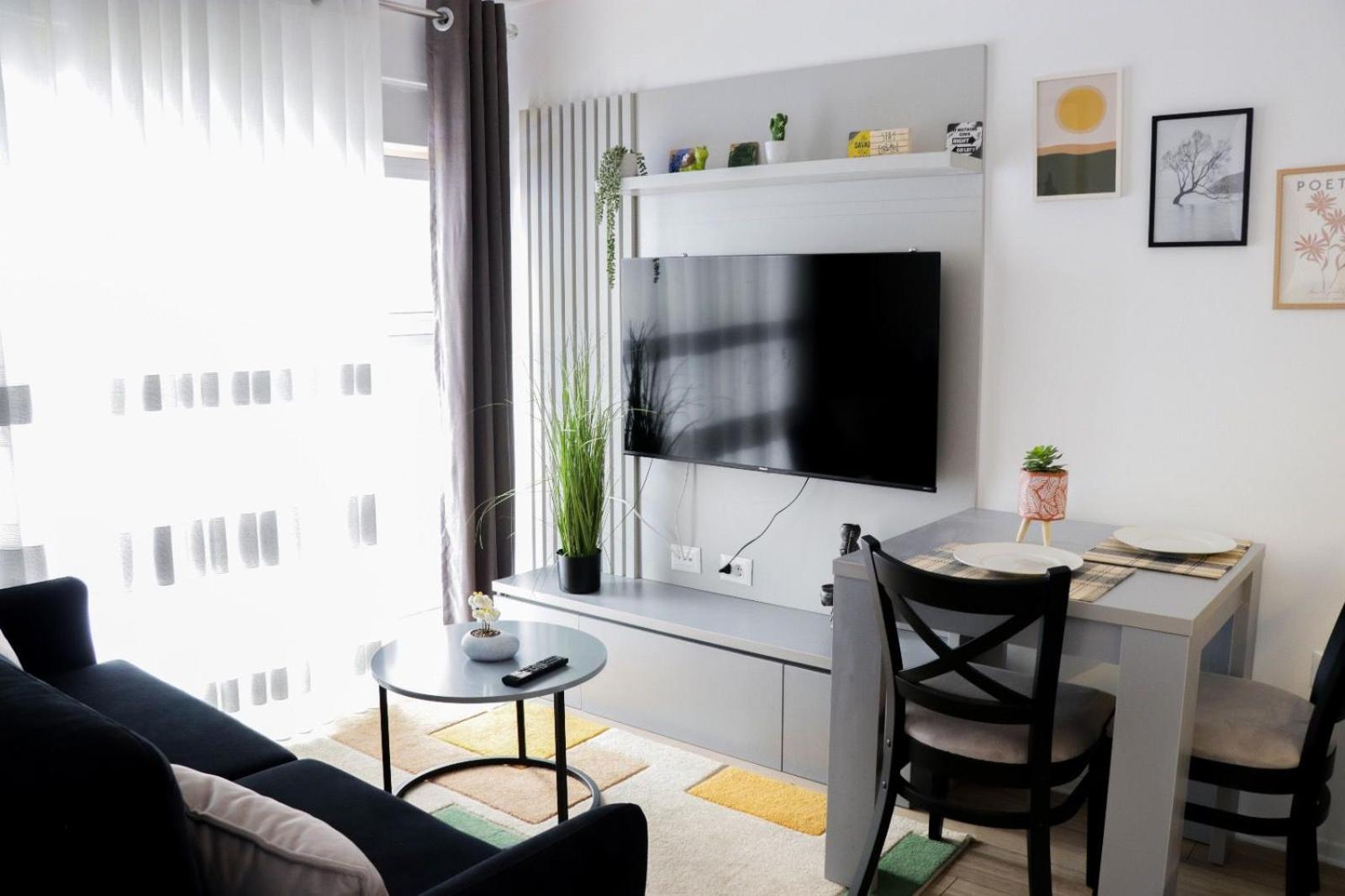 Comfy Studio at 'Mangalem21 Complex' Parking-WiFi-AC-View