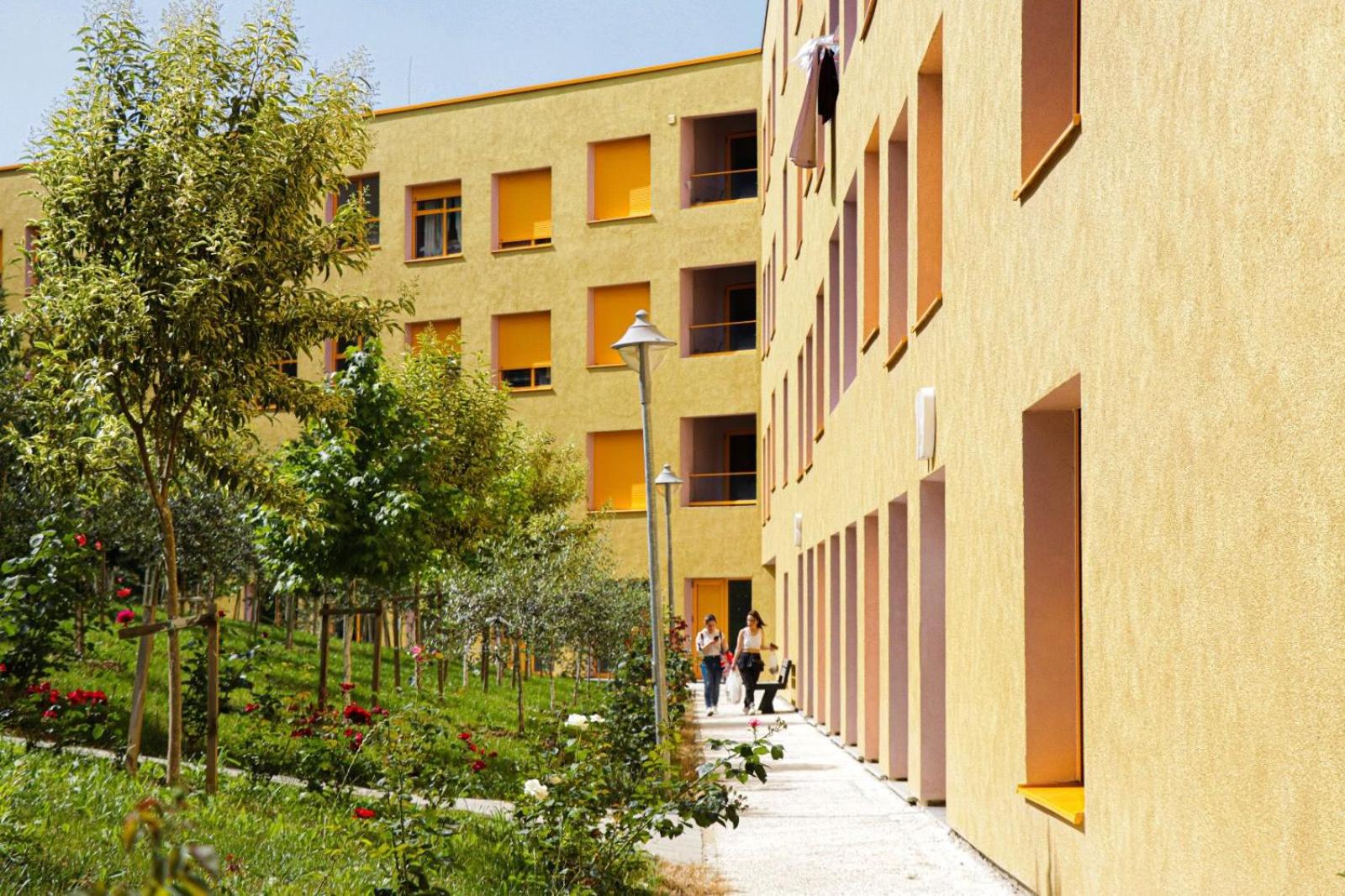 Comfy Studio at 'Mangalem21 Complex' Parking-WiFi-AC-View