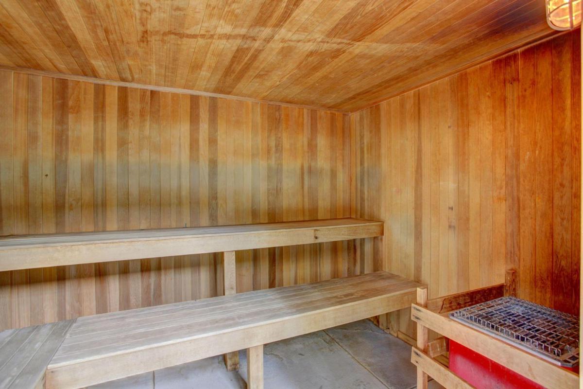 A203 Treehouse