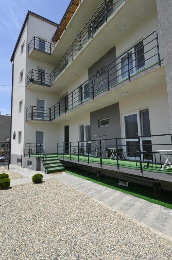 Glow GuestHouse Costinesti Camere de inchiriat view 5