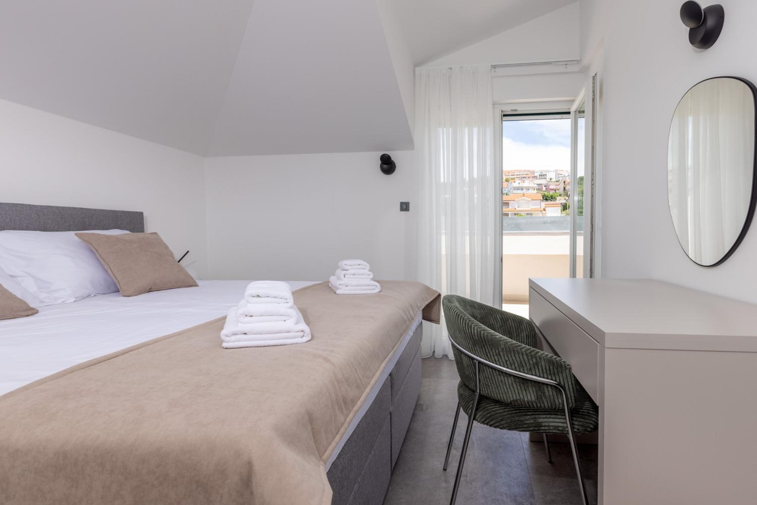 Apartments Ocrux