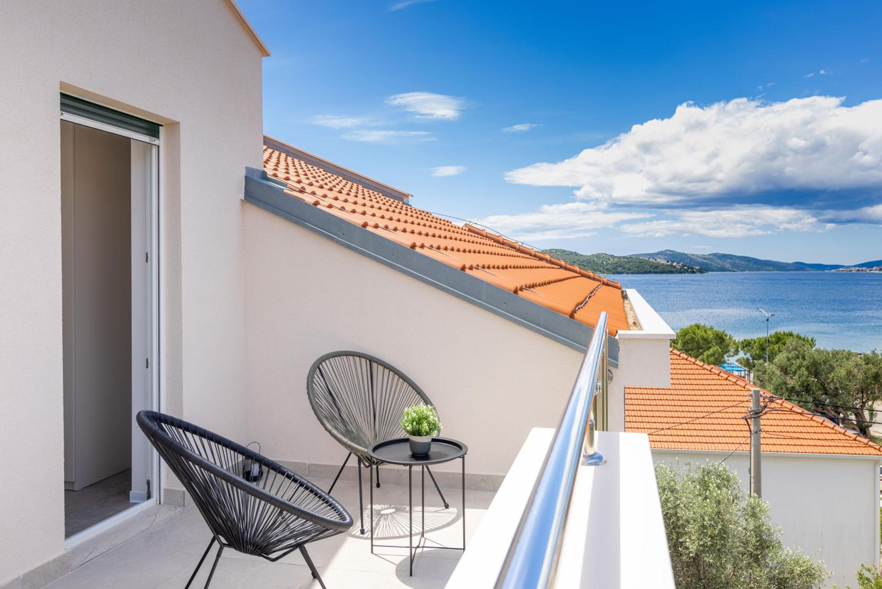 Apartments Ocrux
