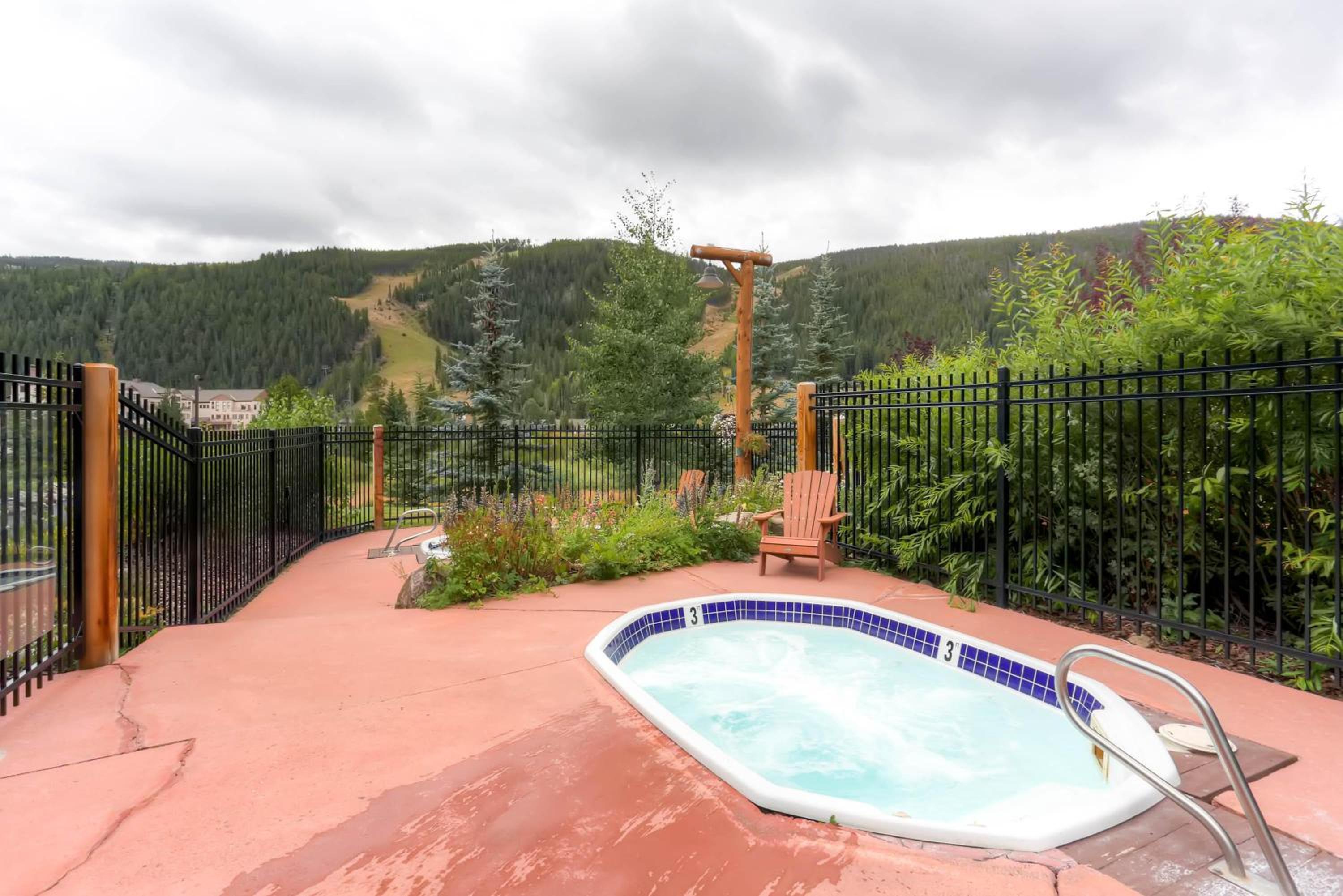 Tenderfoot Lodge 2616 view 4