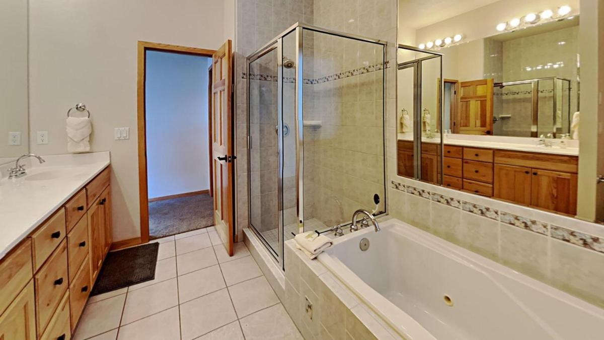 36 James Court view 4
