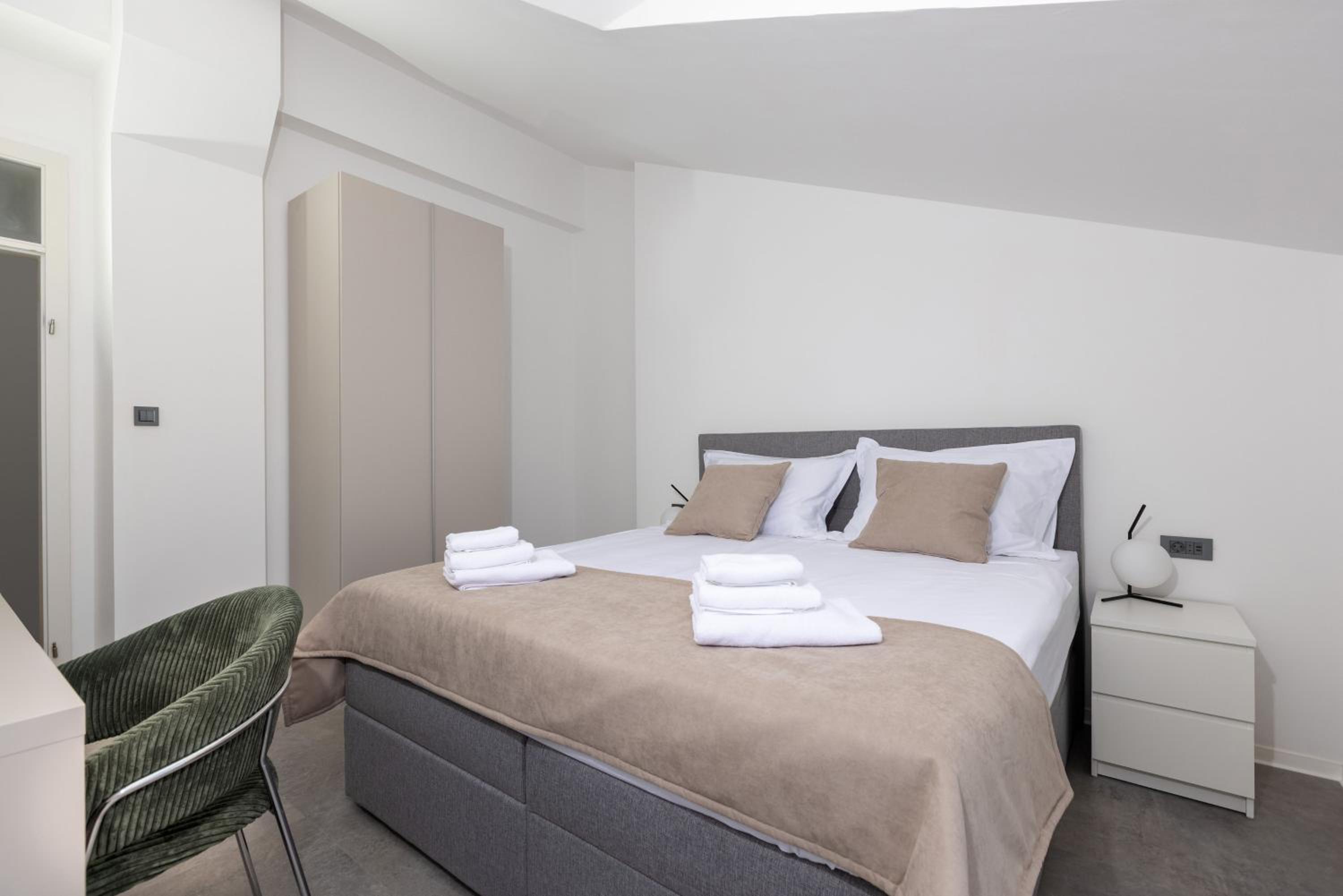 Apartments Ocrux
