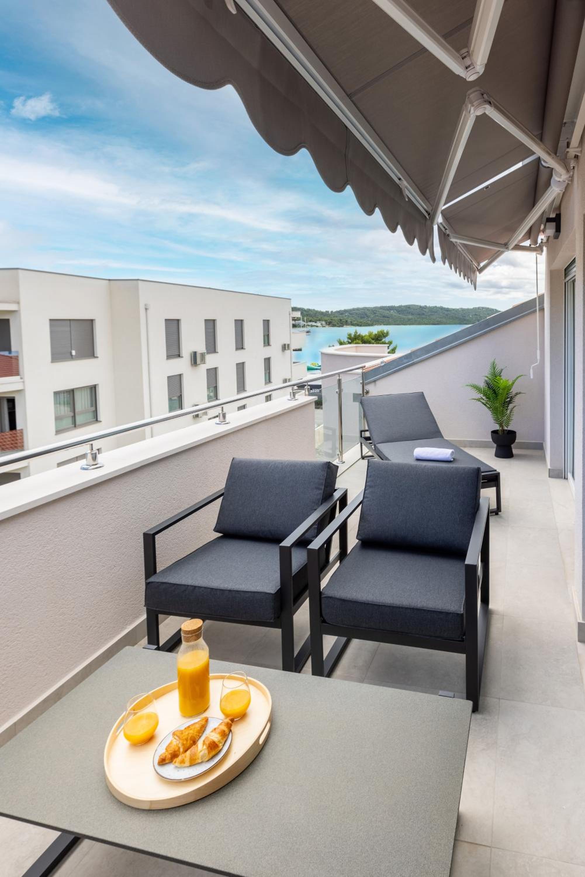 Apartments Ocrux