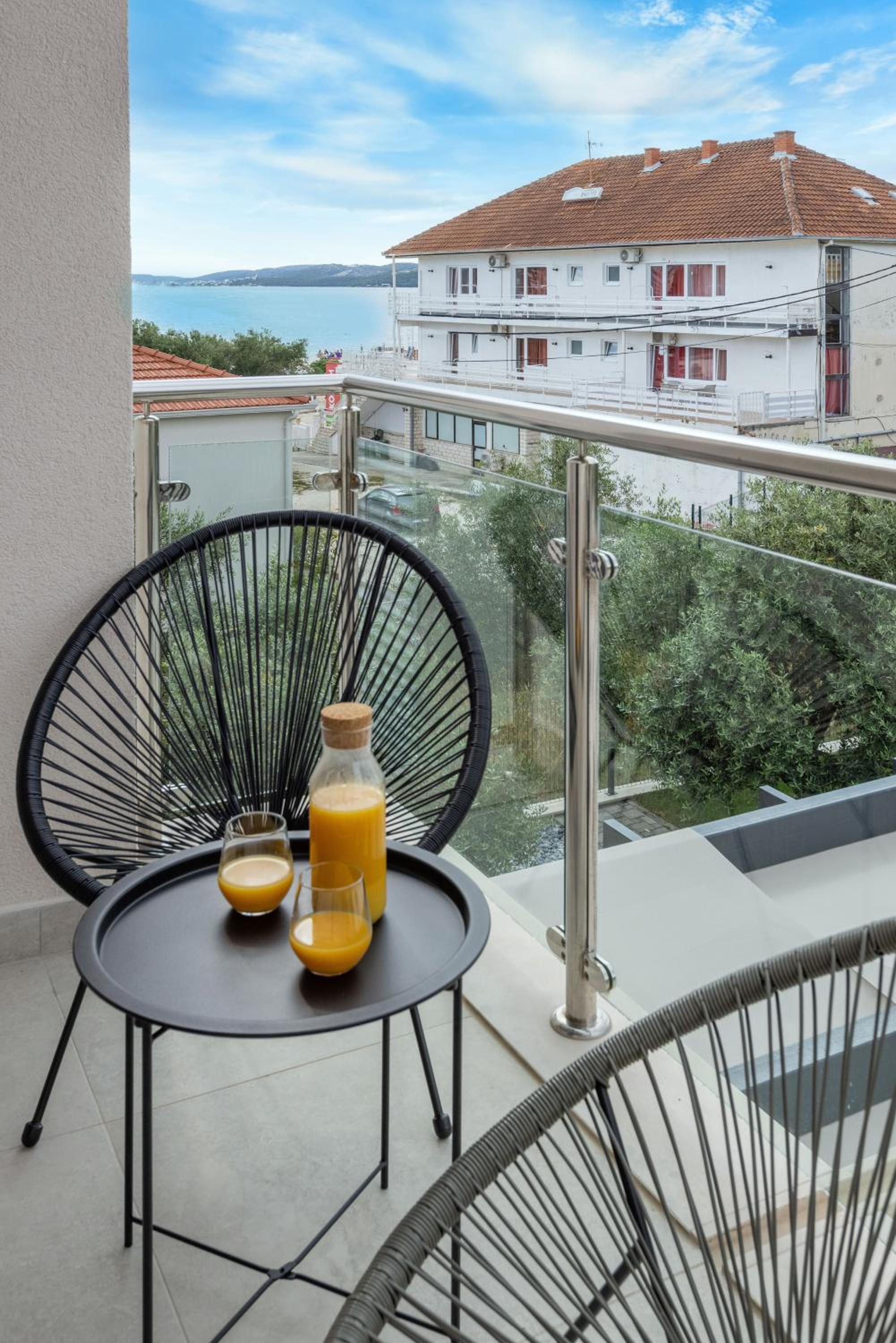 Apartments Ocrux