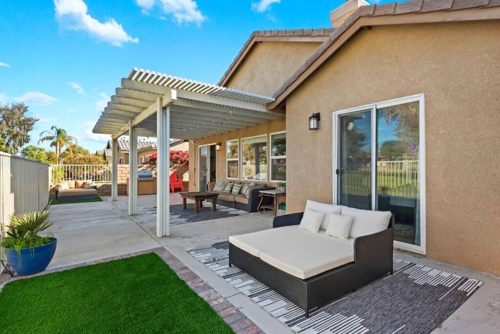 Walk to Festival Sleeps 8 on golf course - Casa Lozano view 3