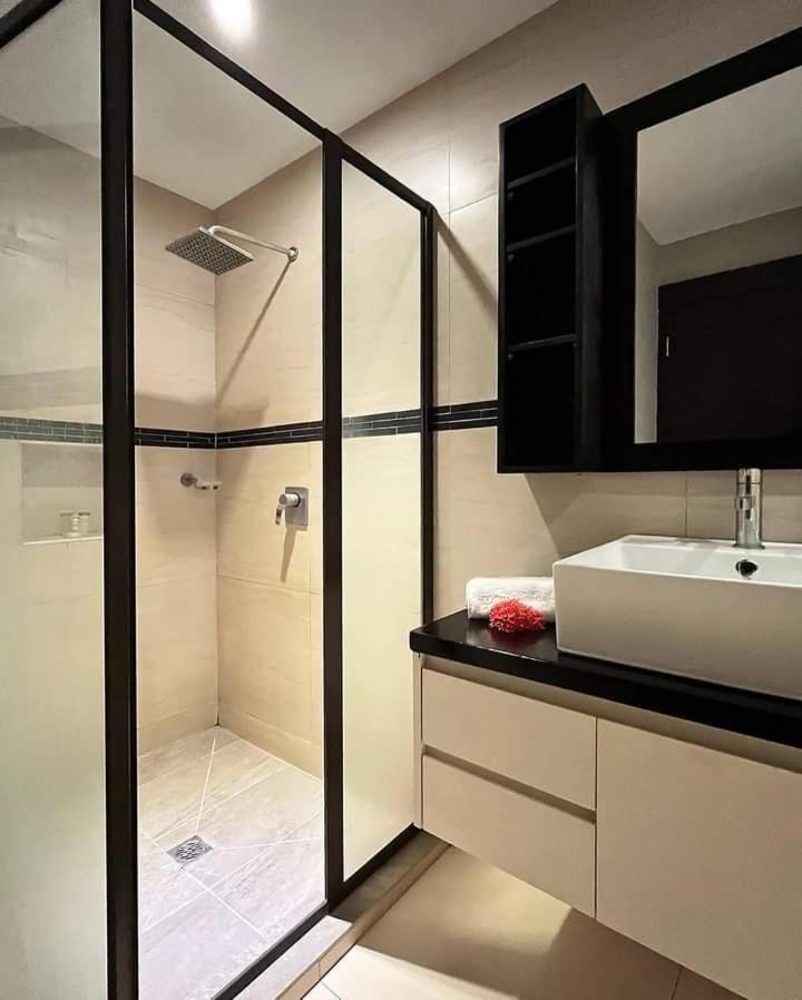 Photo 42 sur 74 de Garden Apartments