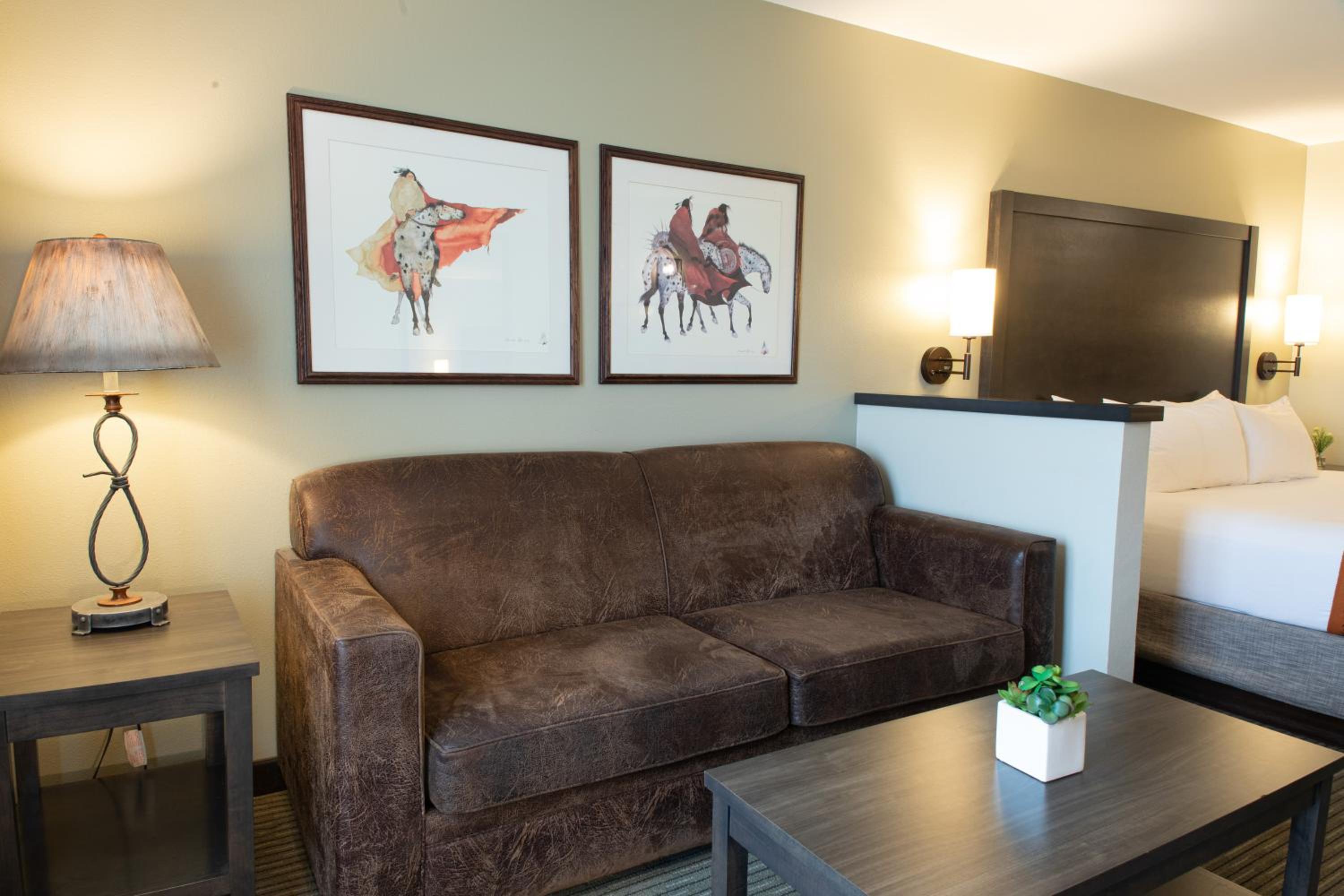 Pendleton Vacations - Oxford Suites Pendleton - Property Image 8