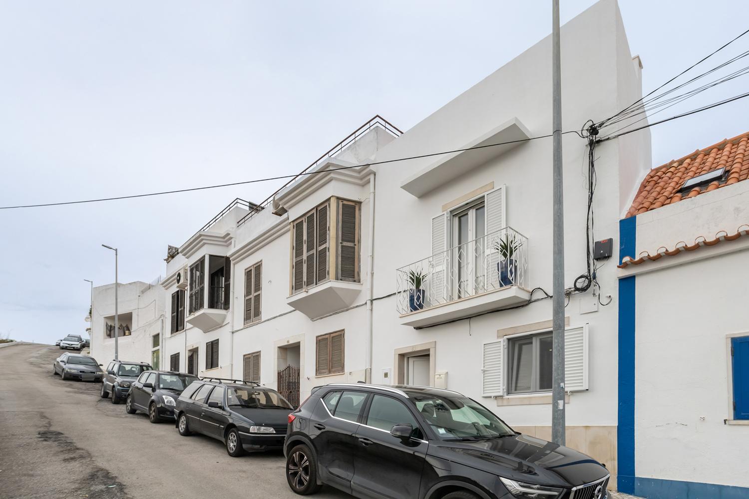 Hotel CASA BRISA, MAR E SOL SESIMBRA - Image 1