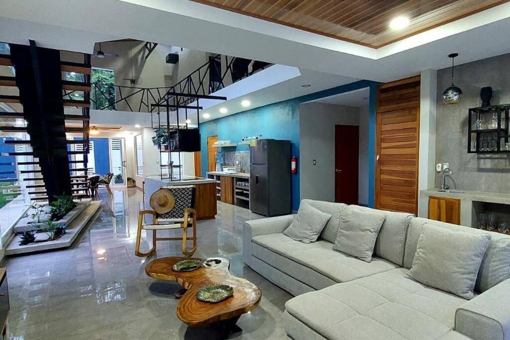 Hotel CR Caribbean Blue House - Modern style 100 WiFi - Image 1