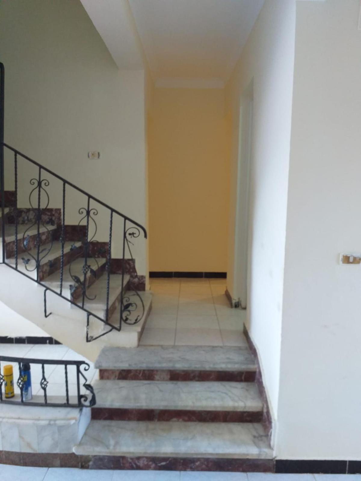 Beachfront Villa in Marina