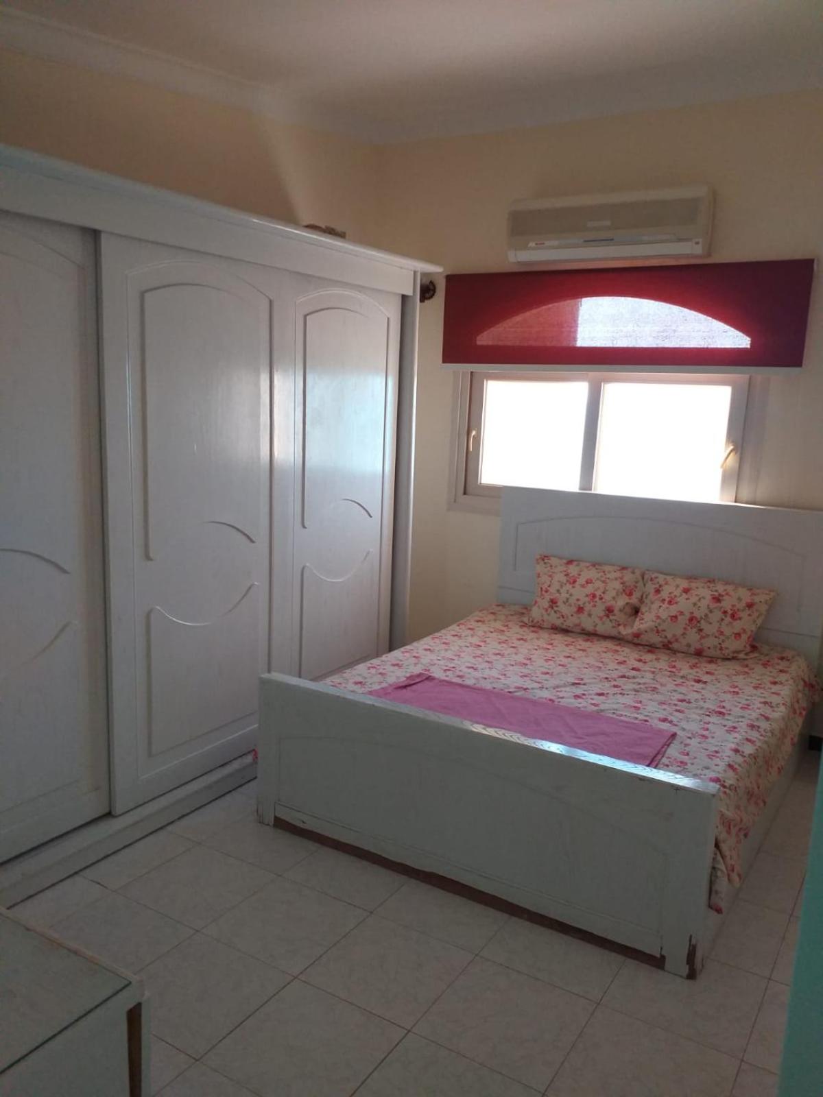 Beachfront Villa in Marina