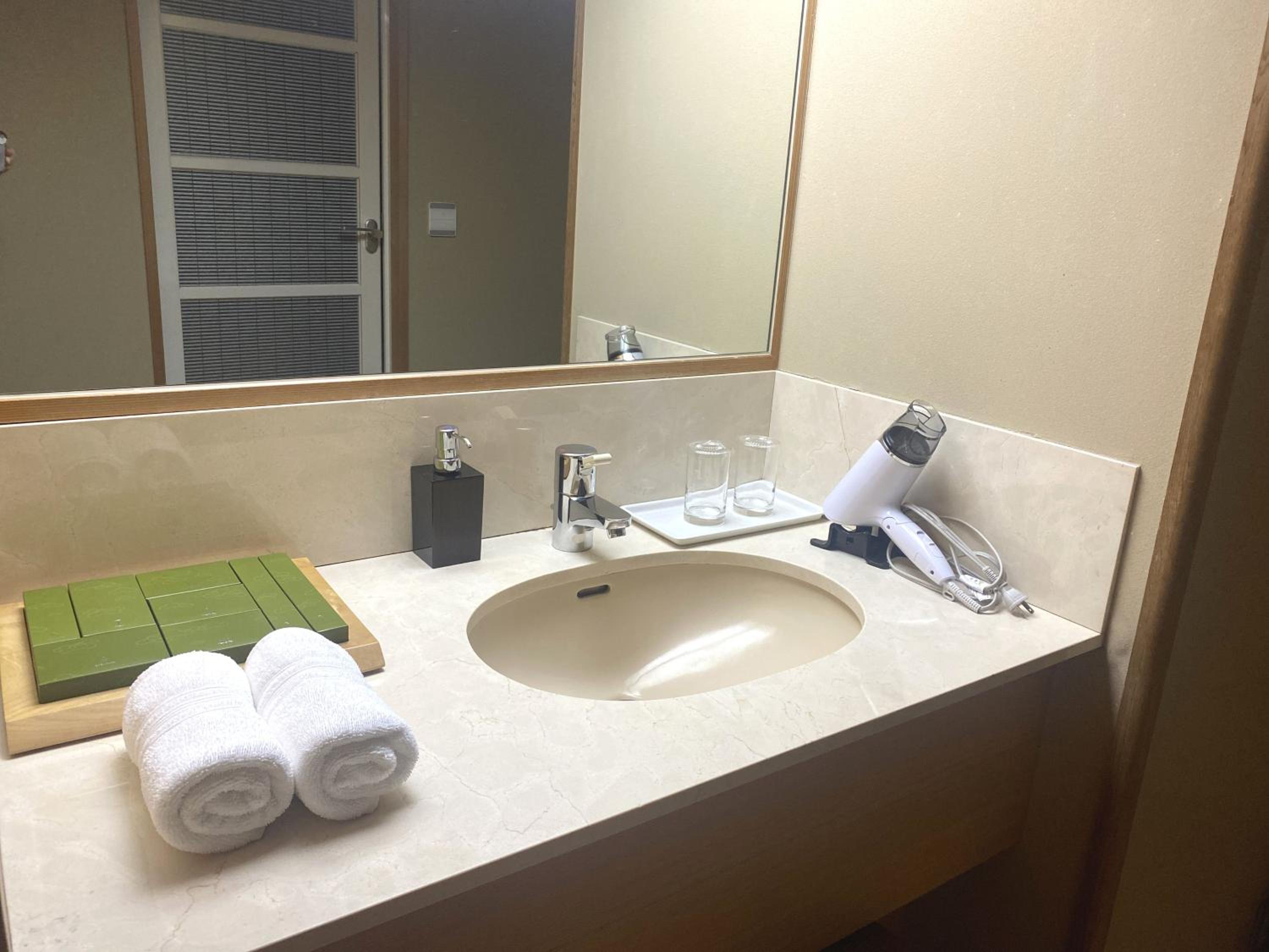 Wakamatsu Hot Spring Resort