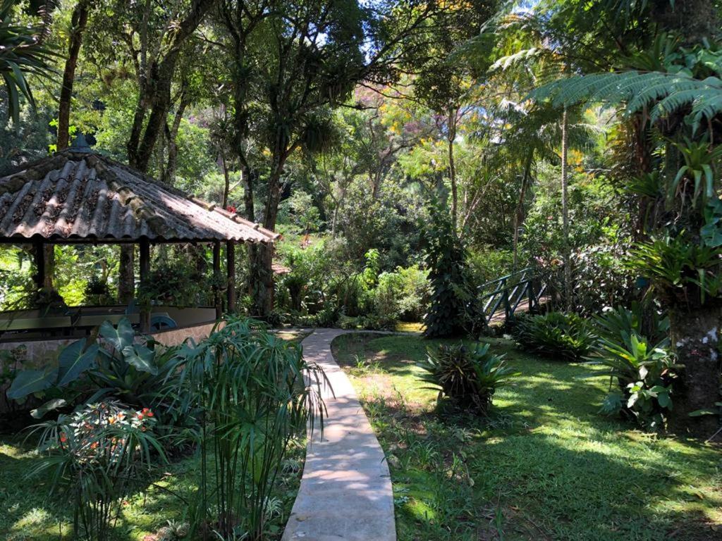 SITIO SIMPLESMENTE DEMAIS