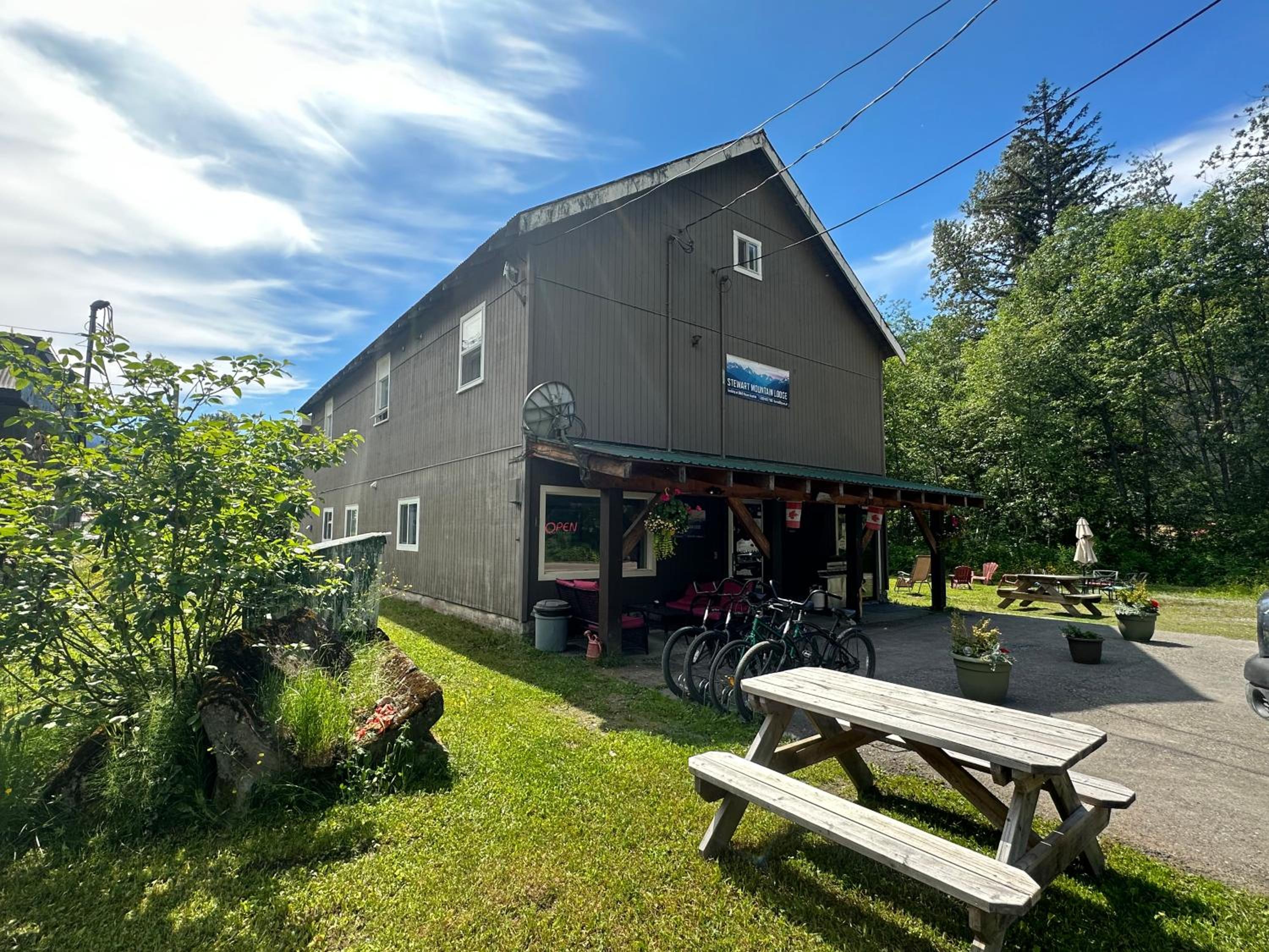 Stewart Mountain Lodge view 5