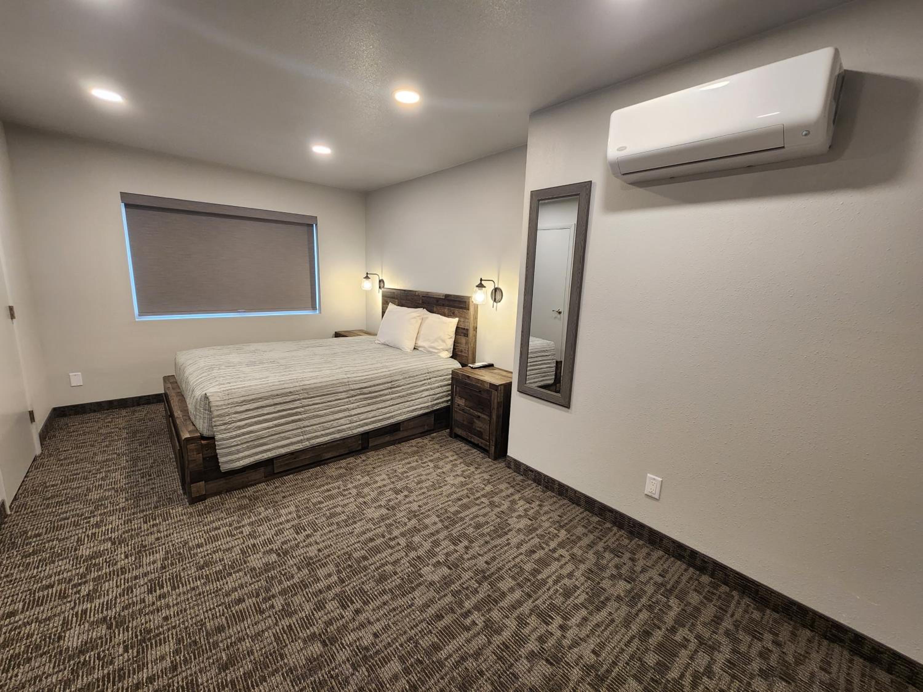 Aquarius Inn
