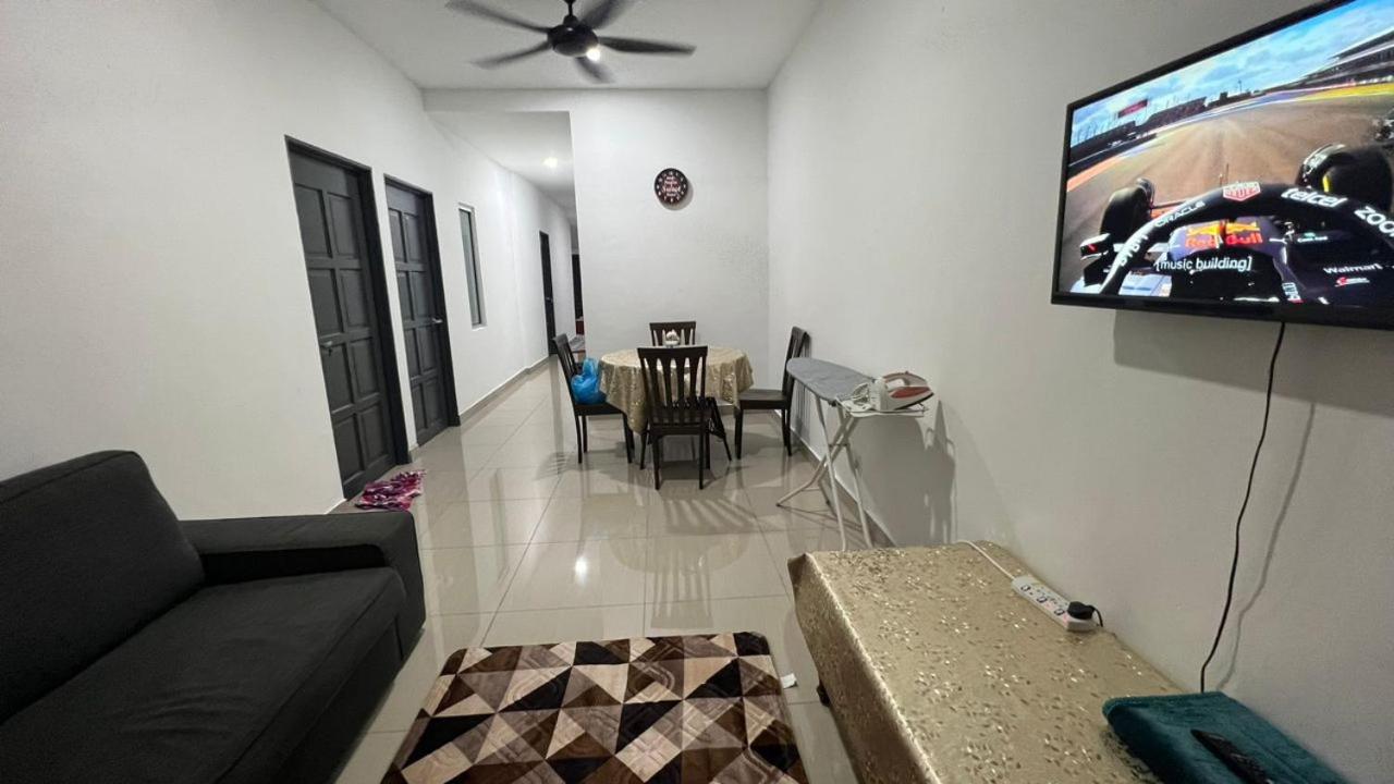 D TETAMU Bangi photo 1