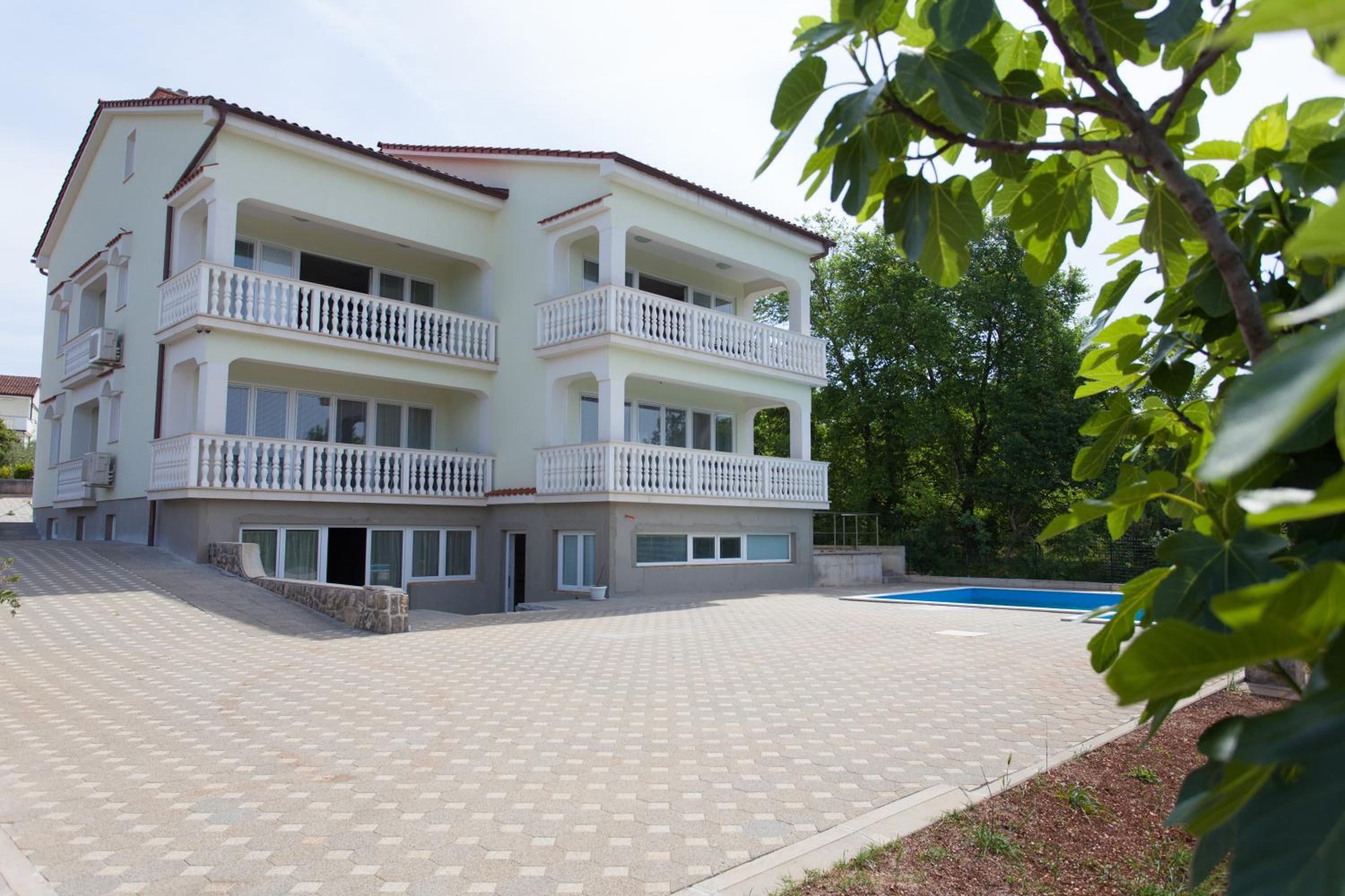 Apartments Gorančica