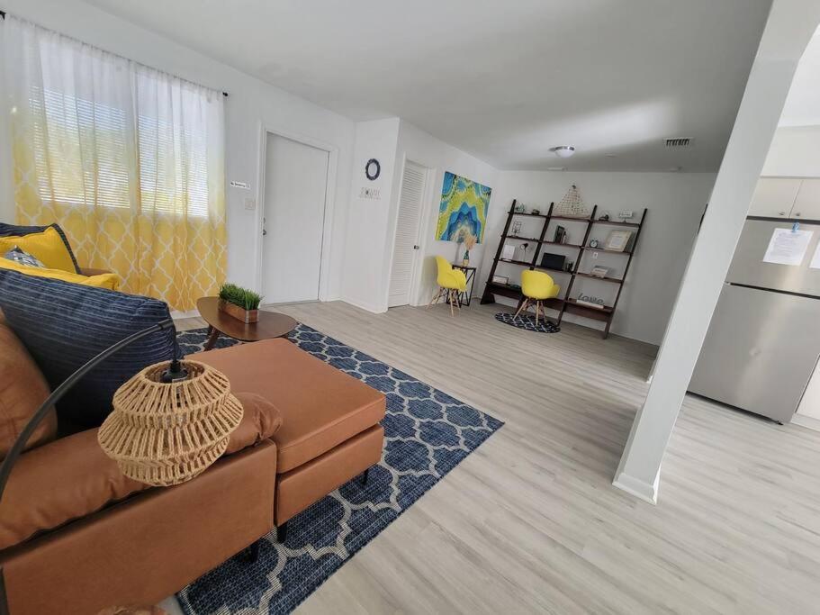 Sol Miami # 2 with free parking