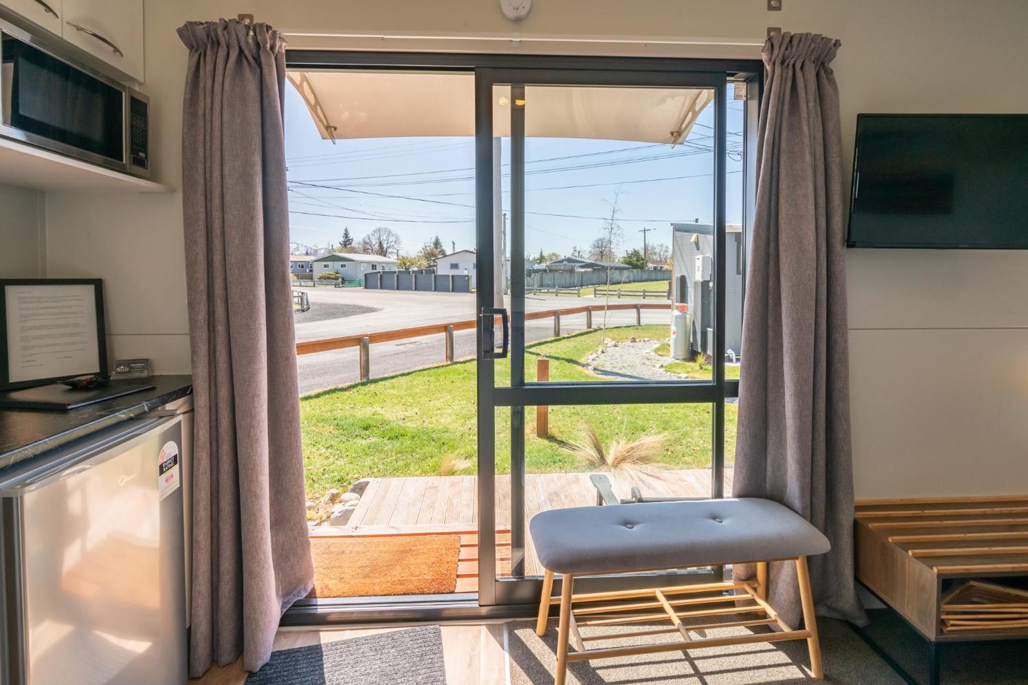 Stunted Totara, Unit 4 view 2