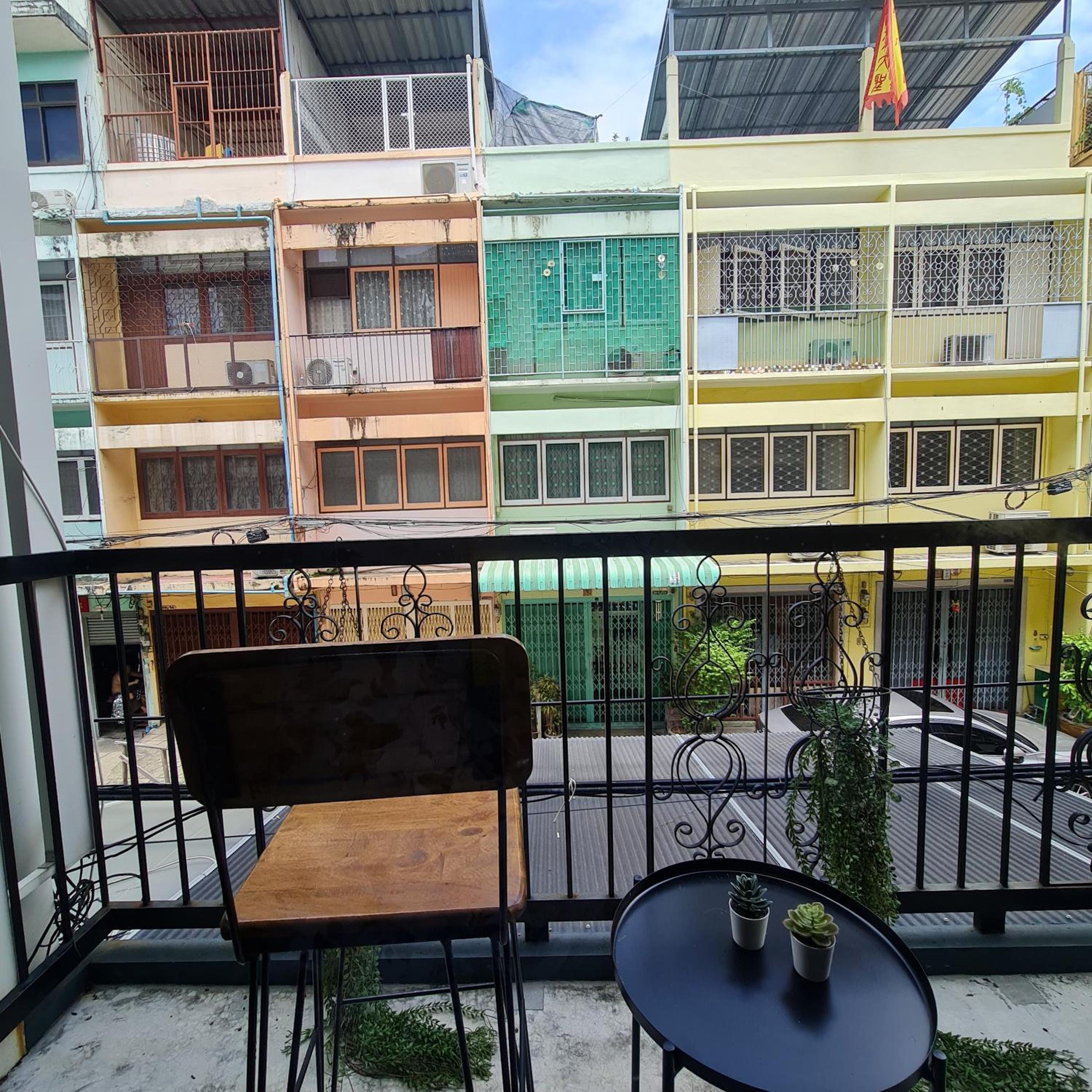 MEEMAW'S House Hostel