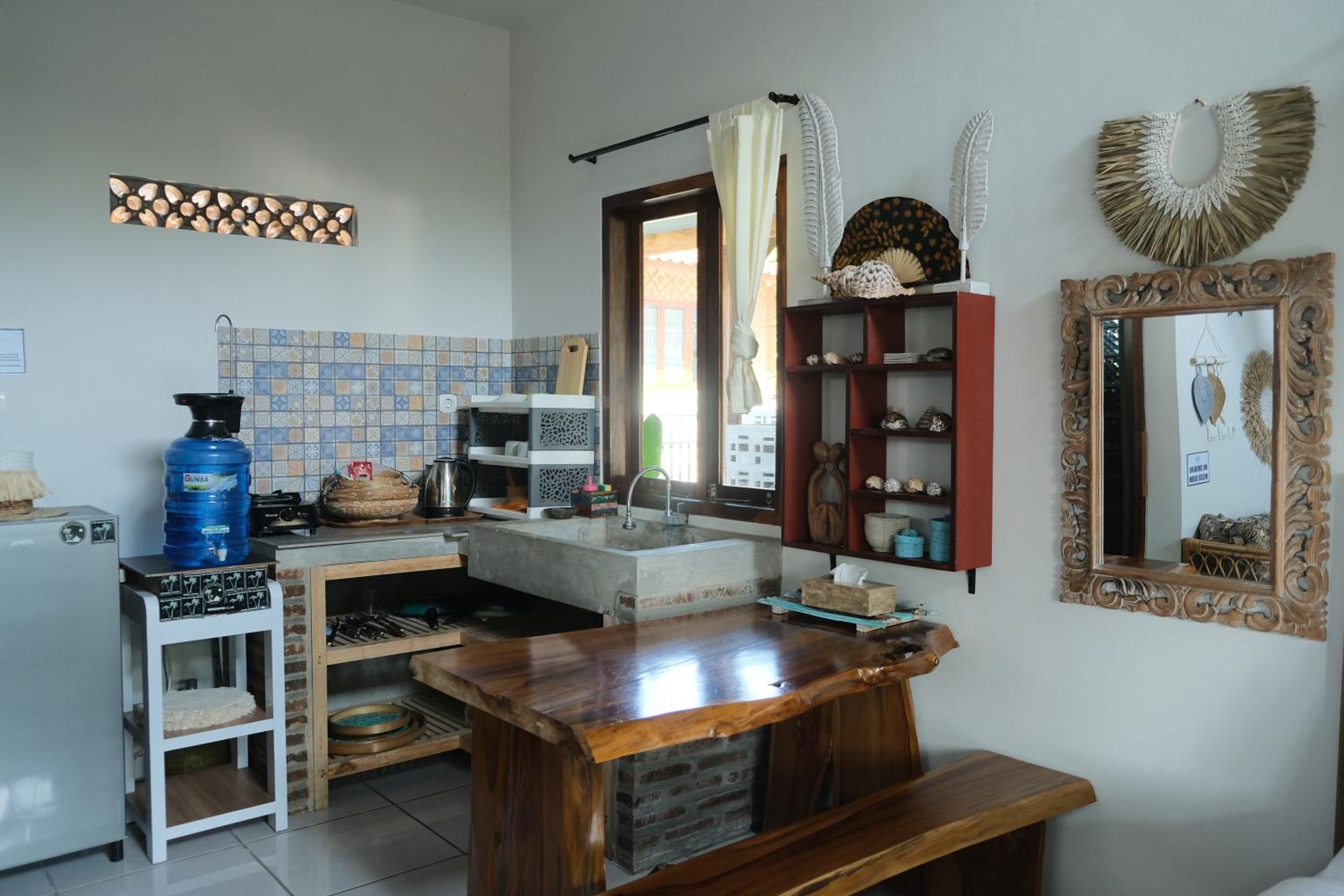 Hideaway Batukaras view 5