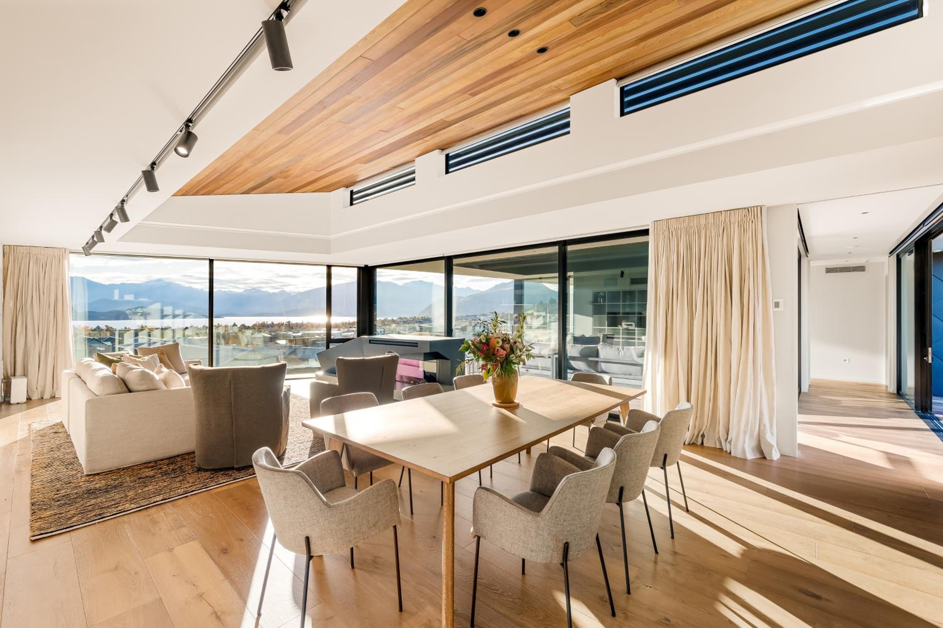 Teitei by Sothebys Luxury Rental Homes