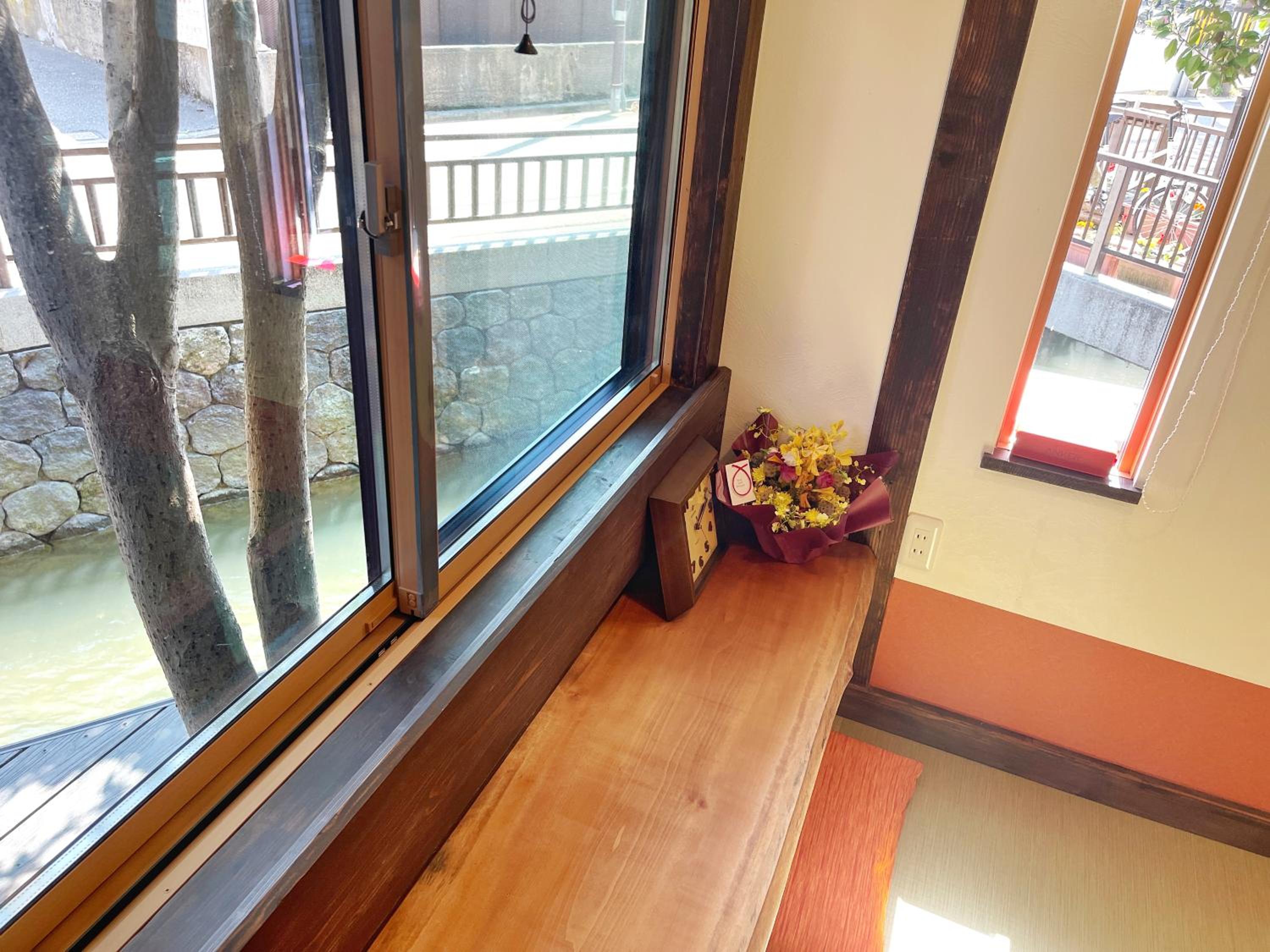 Kanazawa Guesthouse Pongyi view 4