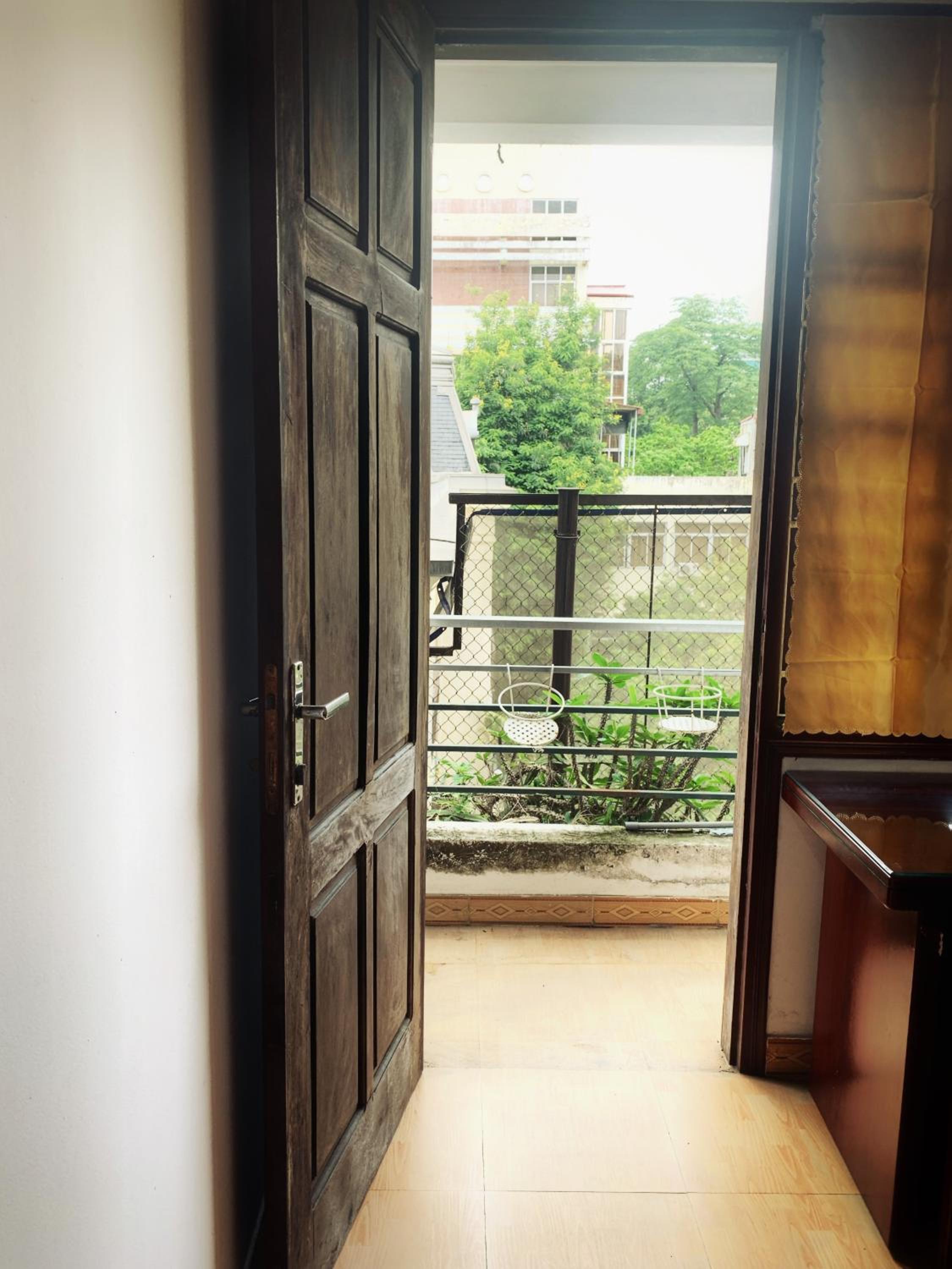 Rainbow HomeStay - No 8 Alley 18B Tong Dan
