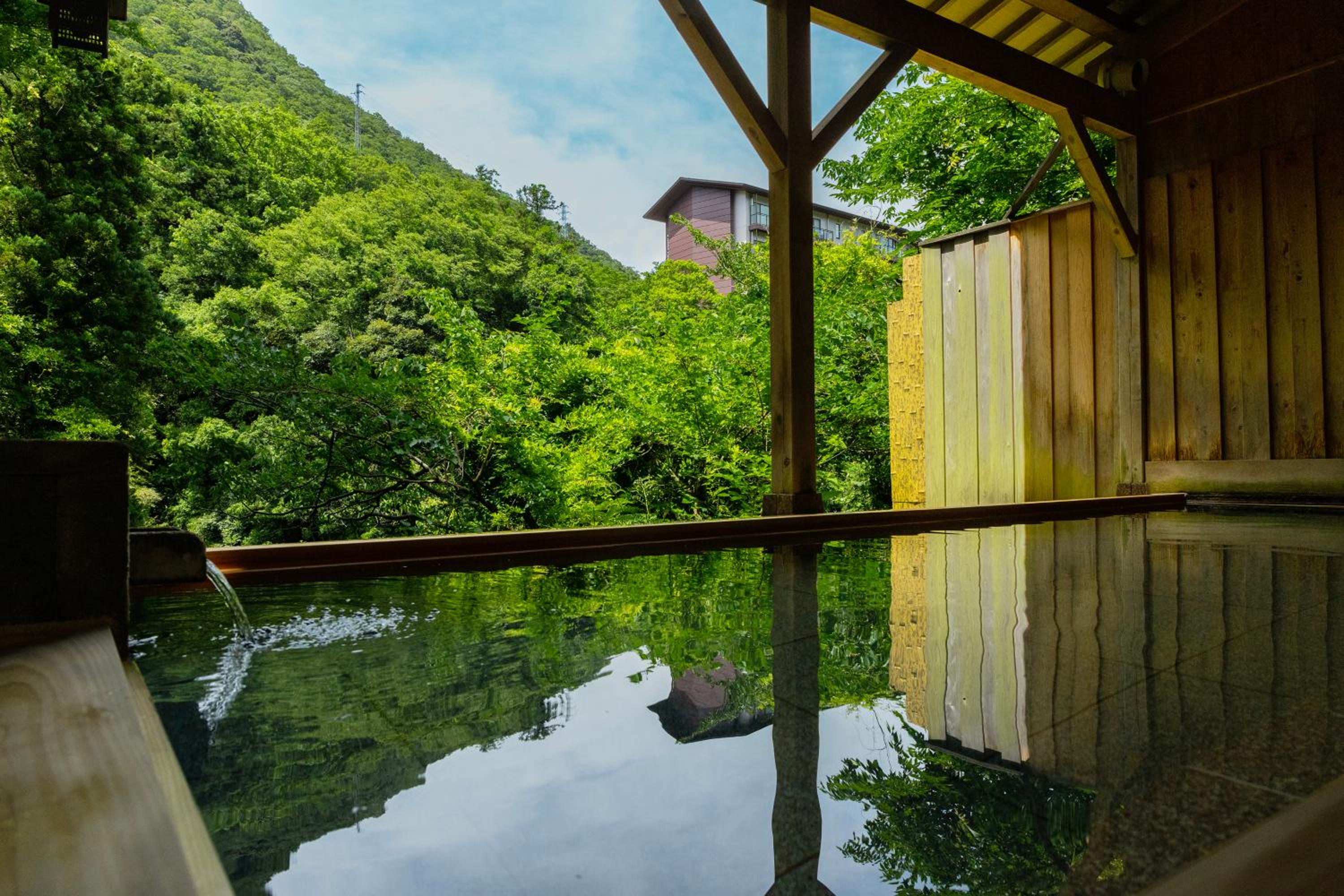 Yamanakaonsen Ohanami Kyubei