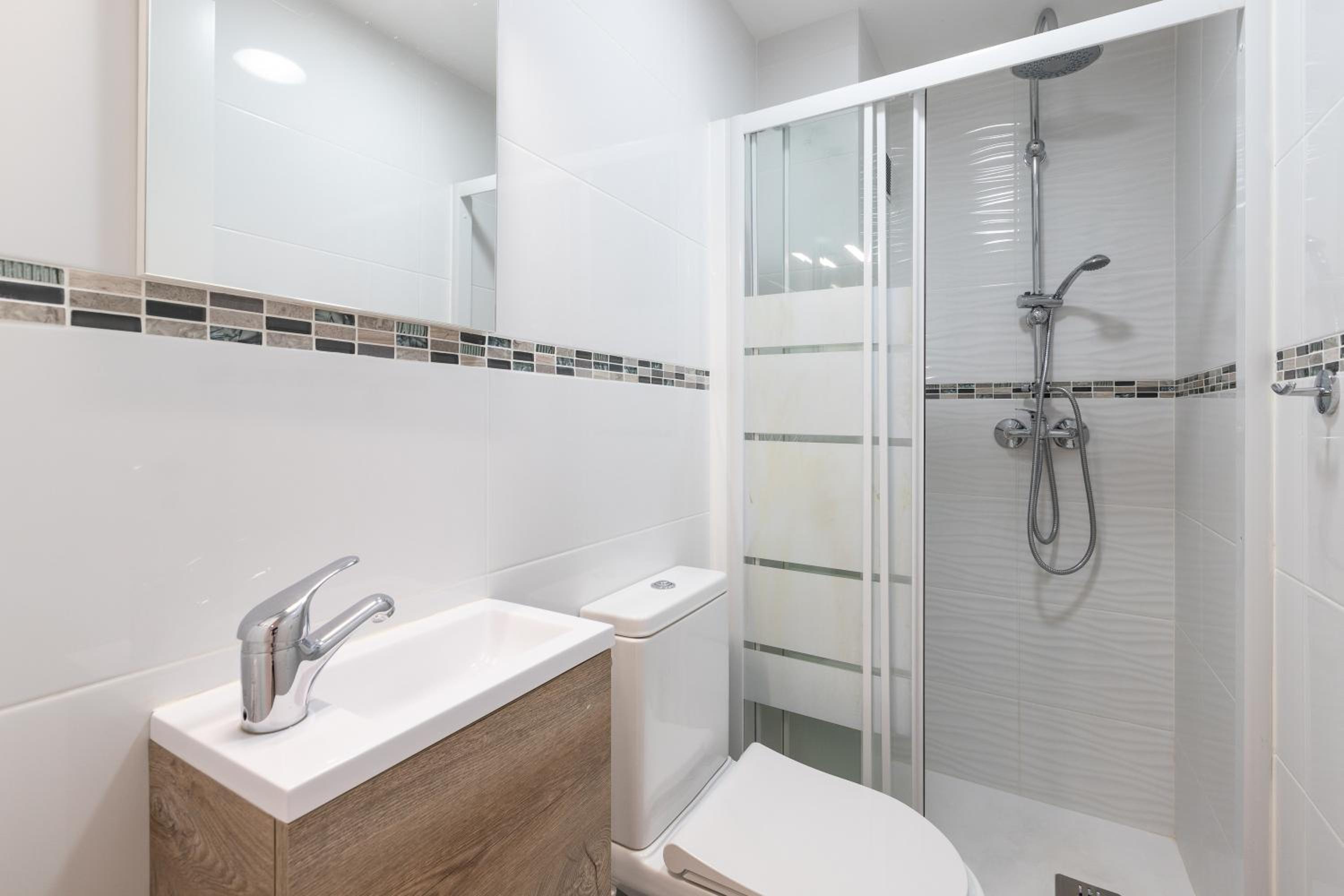 Two bedroom apartment beside marina