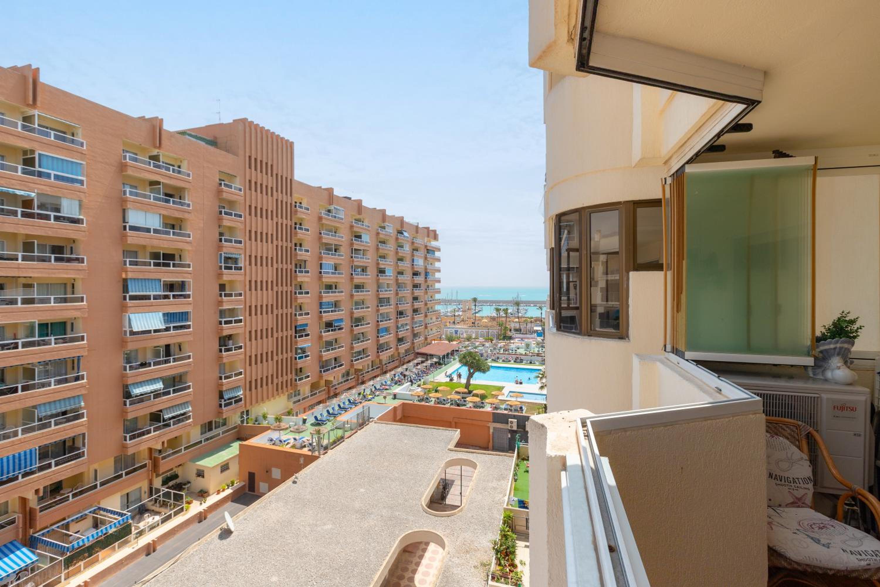 Two bedroom apartment beside marina