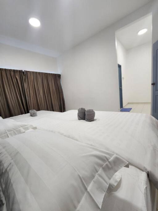 4R4B SDK Traveler Modern loft overlooking downtown photo 1