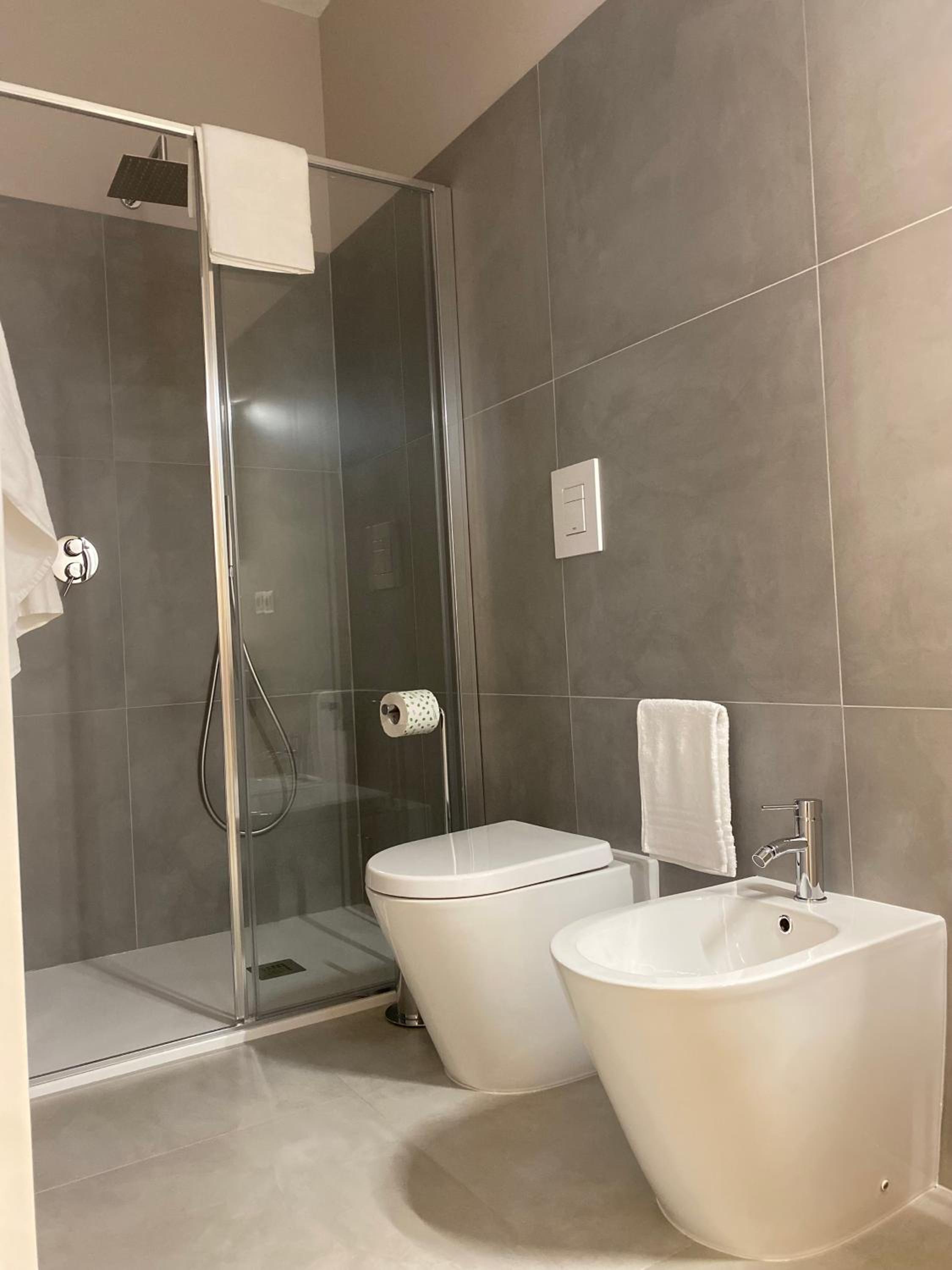 VIESTEROOMS