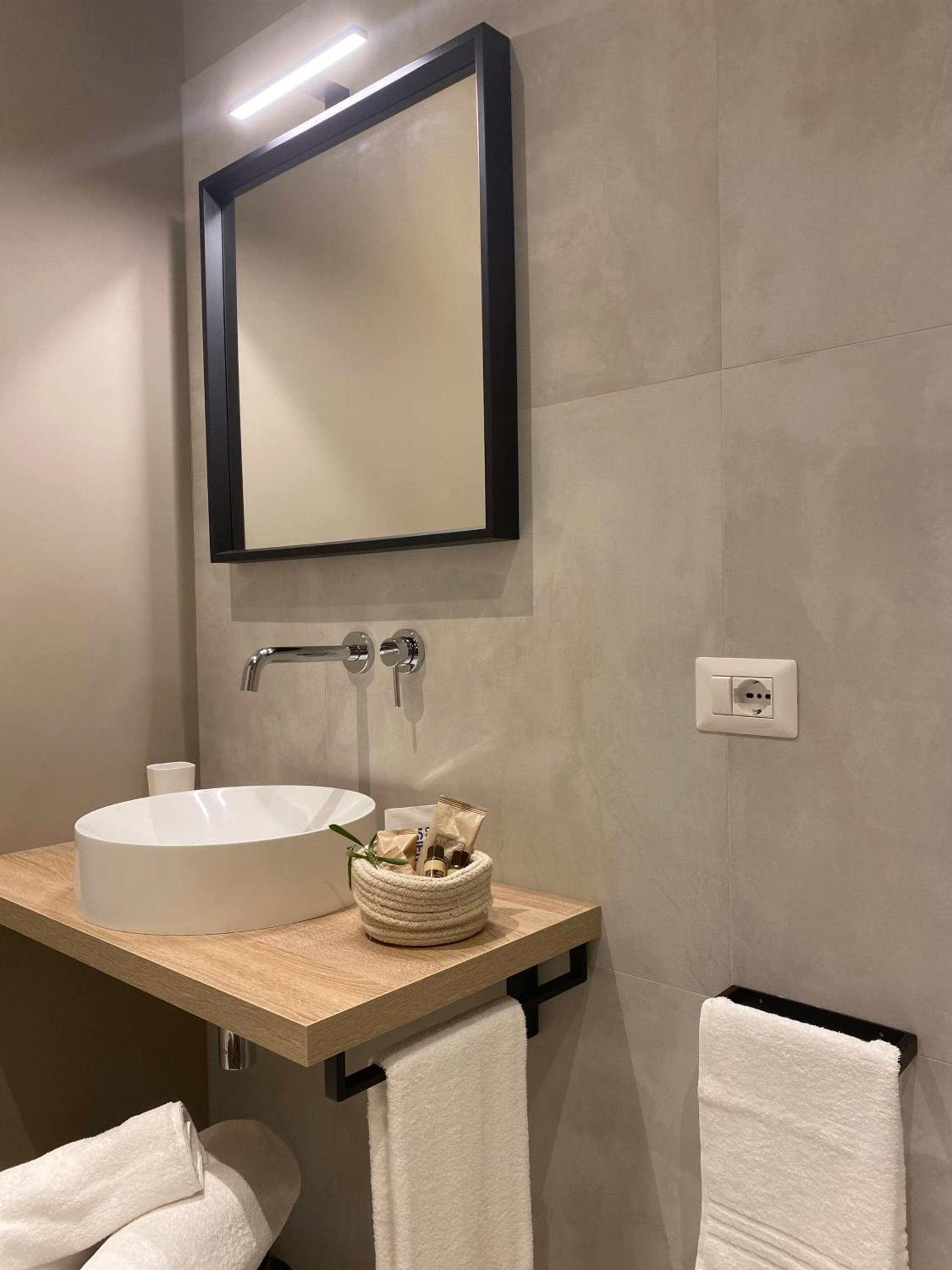 VIESTEROOMS