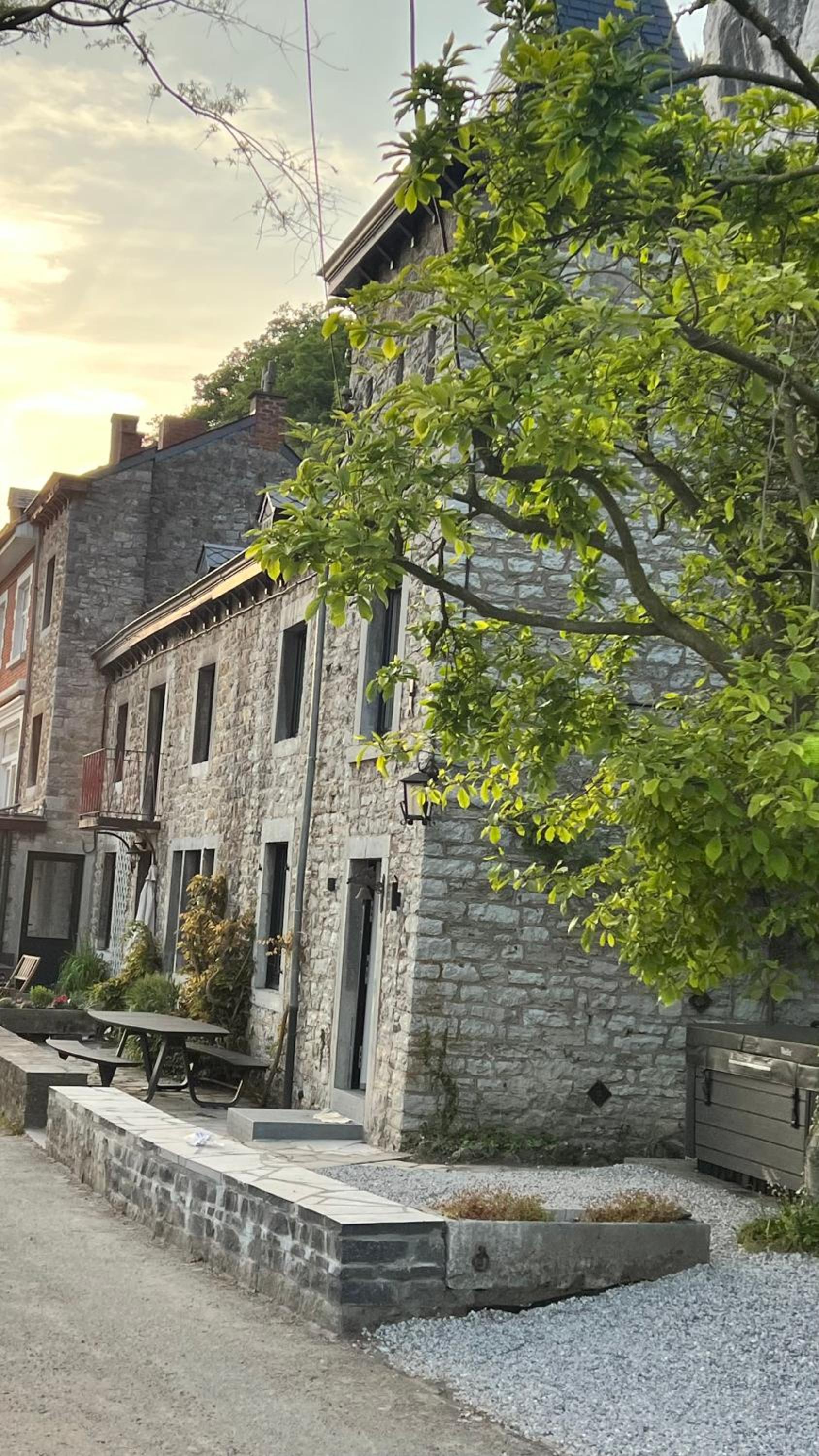 Pieds dans l'eau Private Wellness Bordure de Meuse