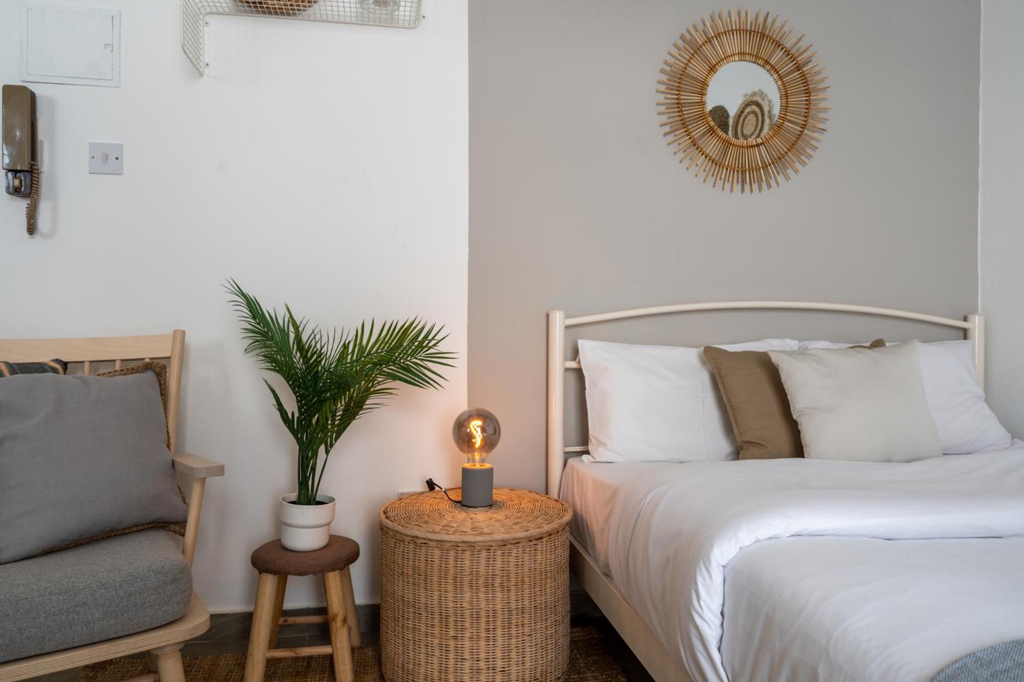 Orchid's Cozy Studio & Balcony in Larnaca