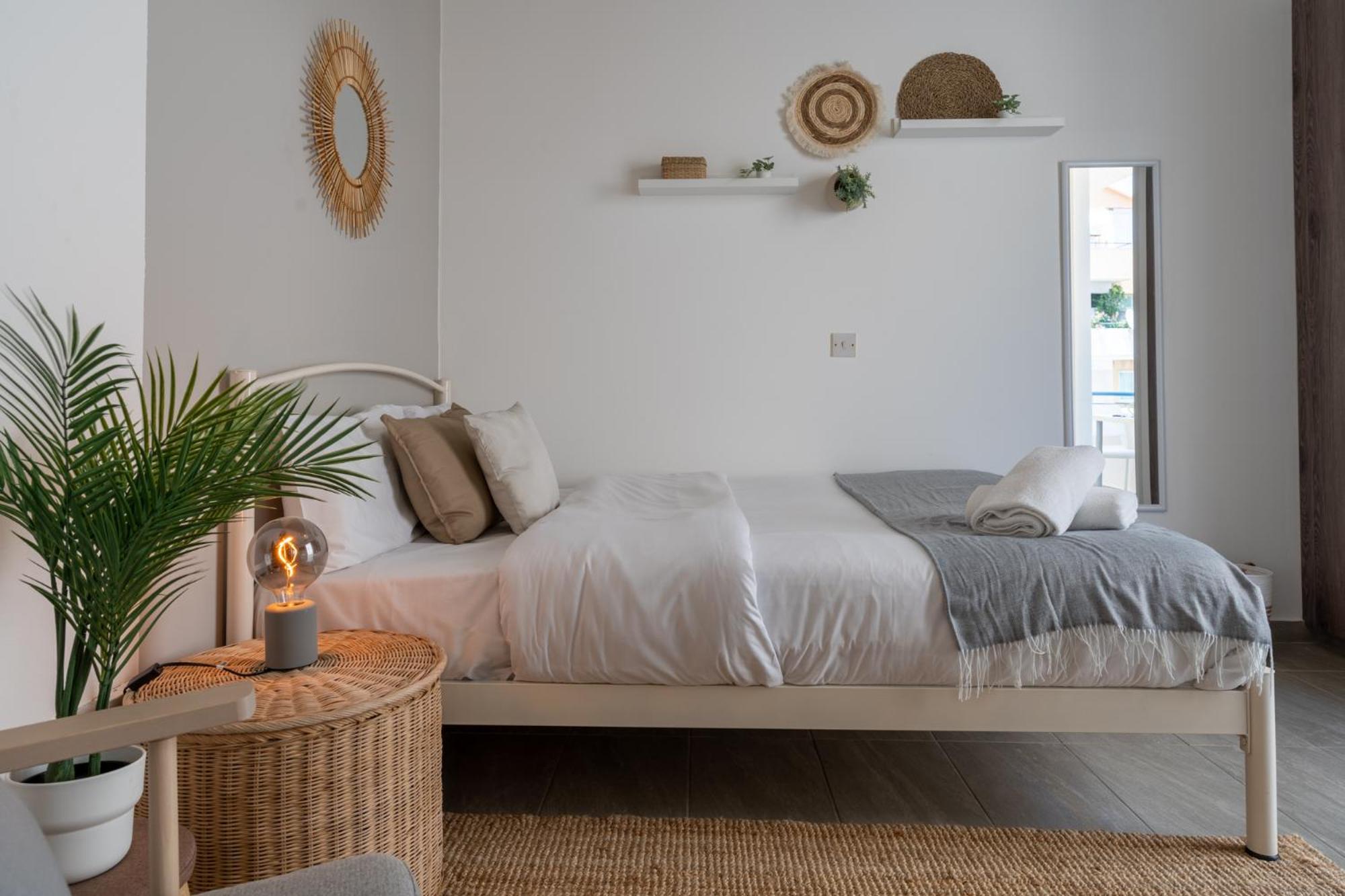 Orchid's Cozy Studio & Balcony in Larnaca