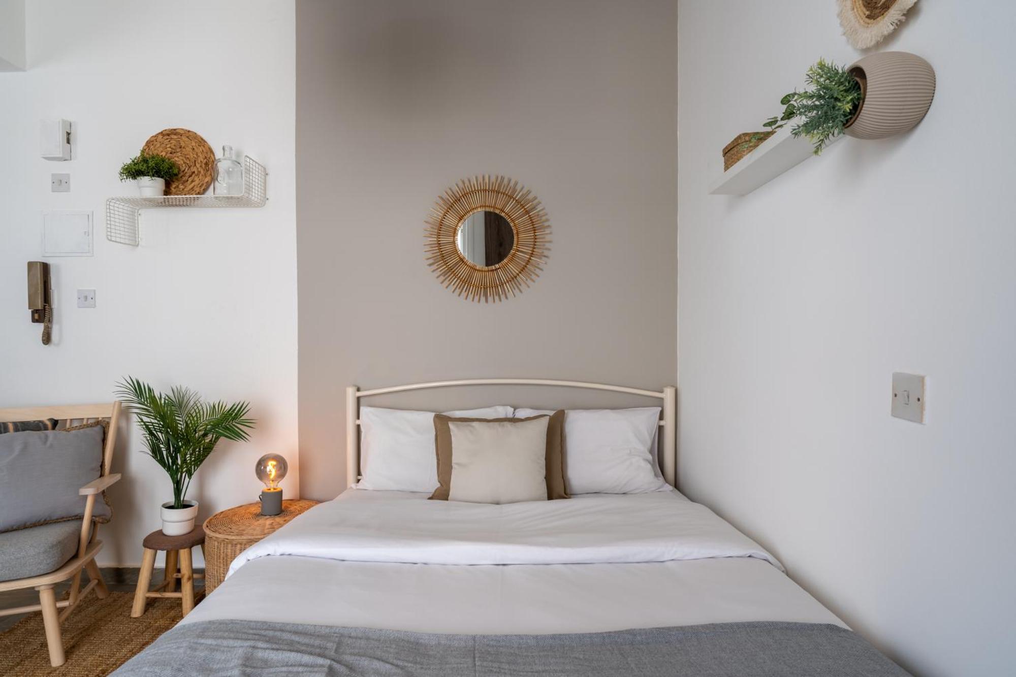 Orchid's Cozy Studio & Balcony in Larnaca