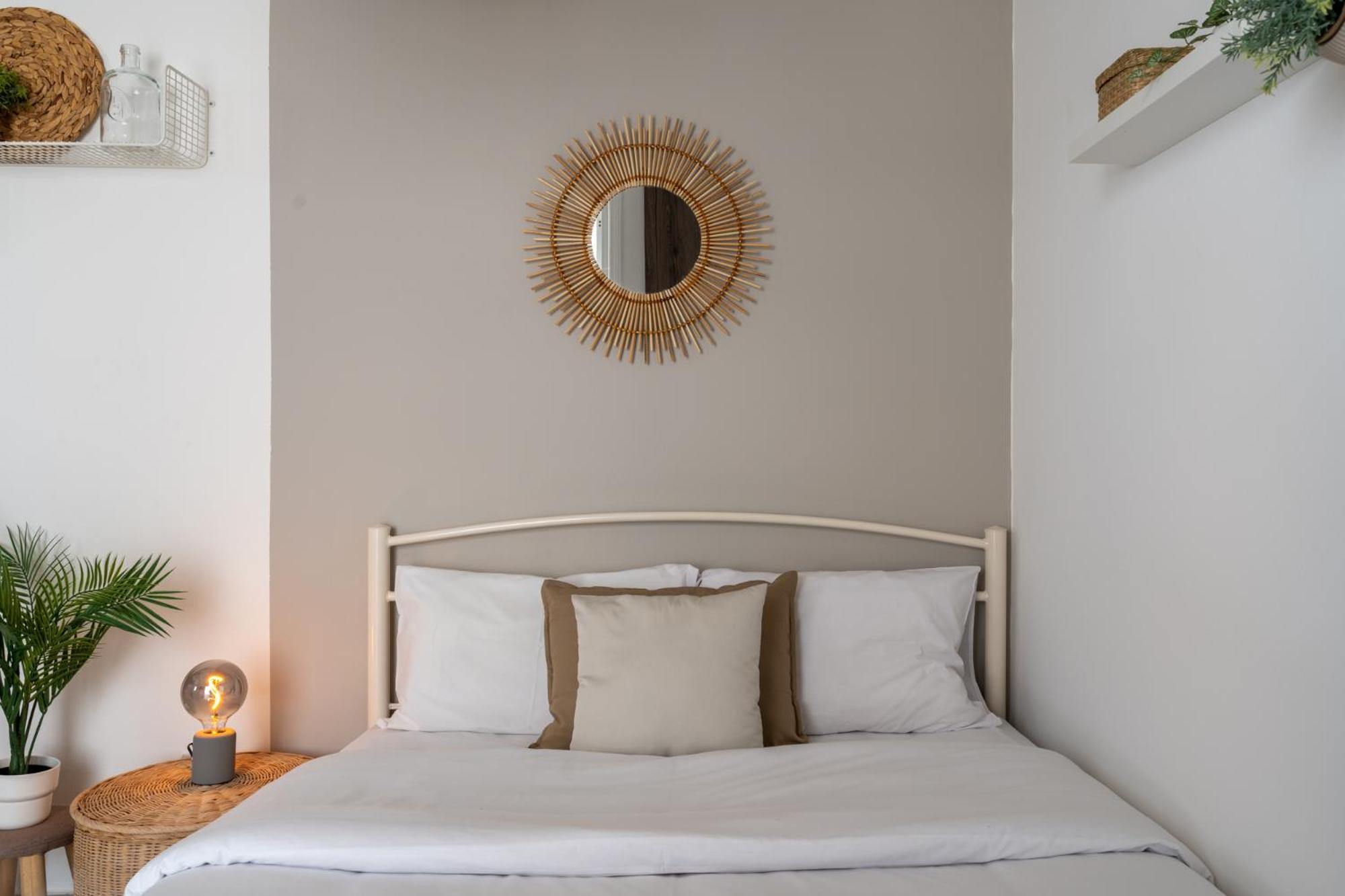 Orchid's Cozy Studio & Balcony in Larnaca