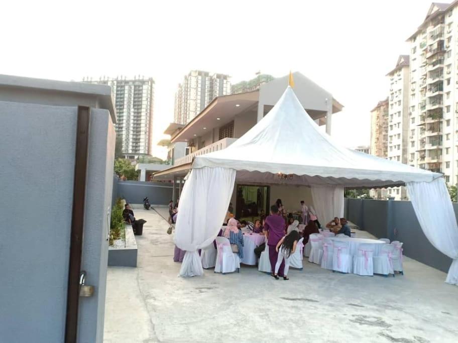29 Bungalow Event House with 4 Room upto 20pax