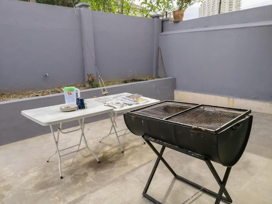 29 Bungalow Event House with 4 Room upto 20pax