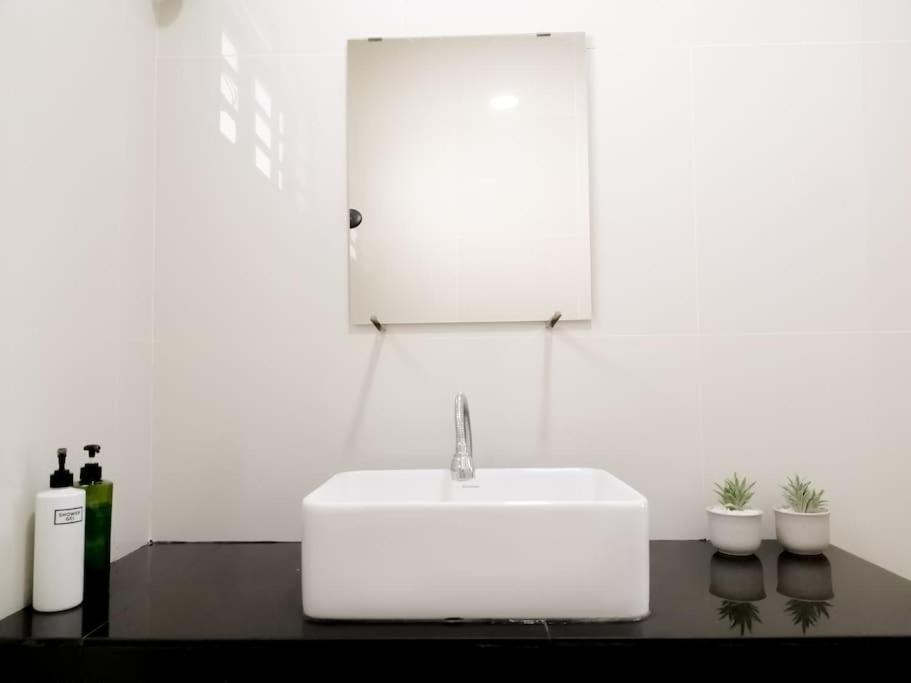 29 Bungalow Event House with 4 Room upto 20pax