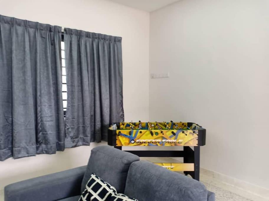 29 Bungalow Event House with 4 Room upto 20pax