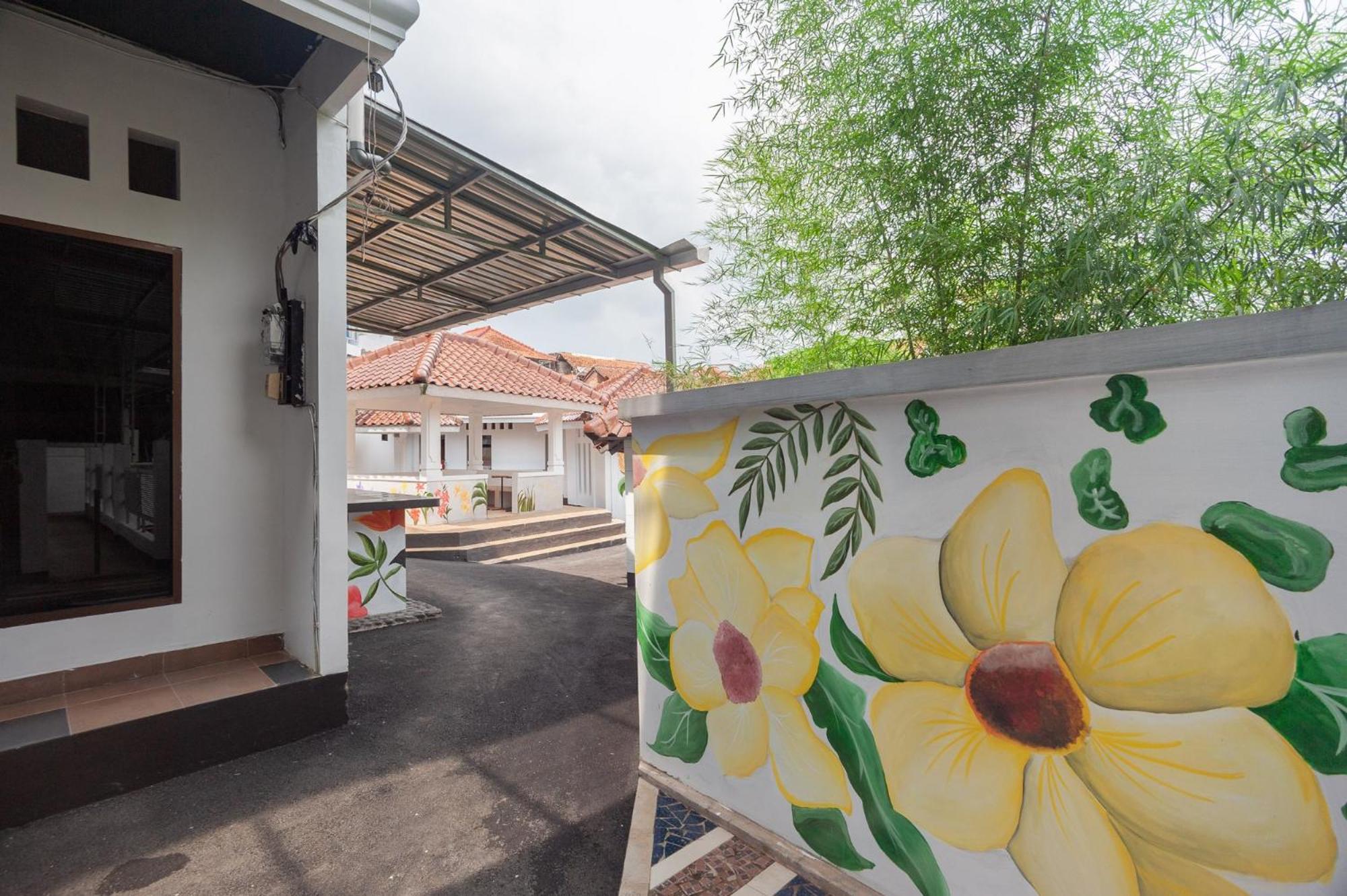 RedDoorz Syariah near Taman Air Mancur Bogor, ボゴール - 10