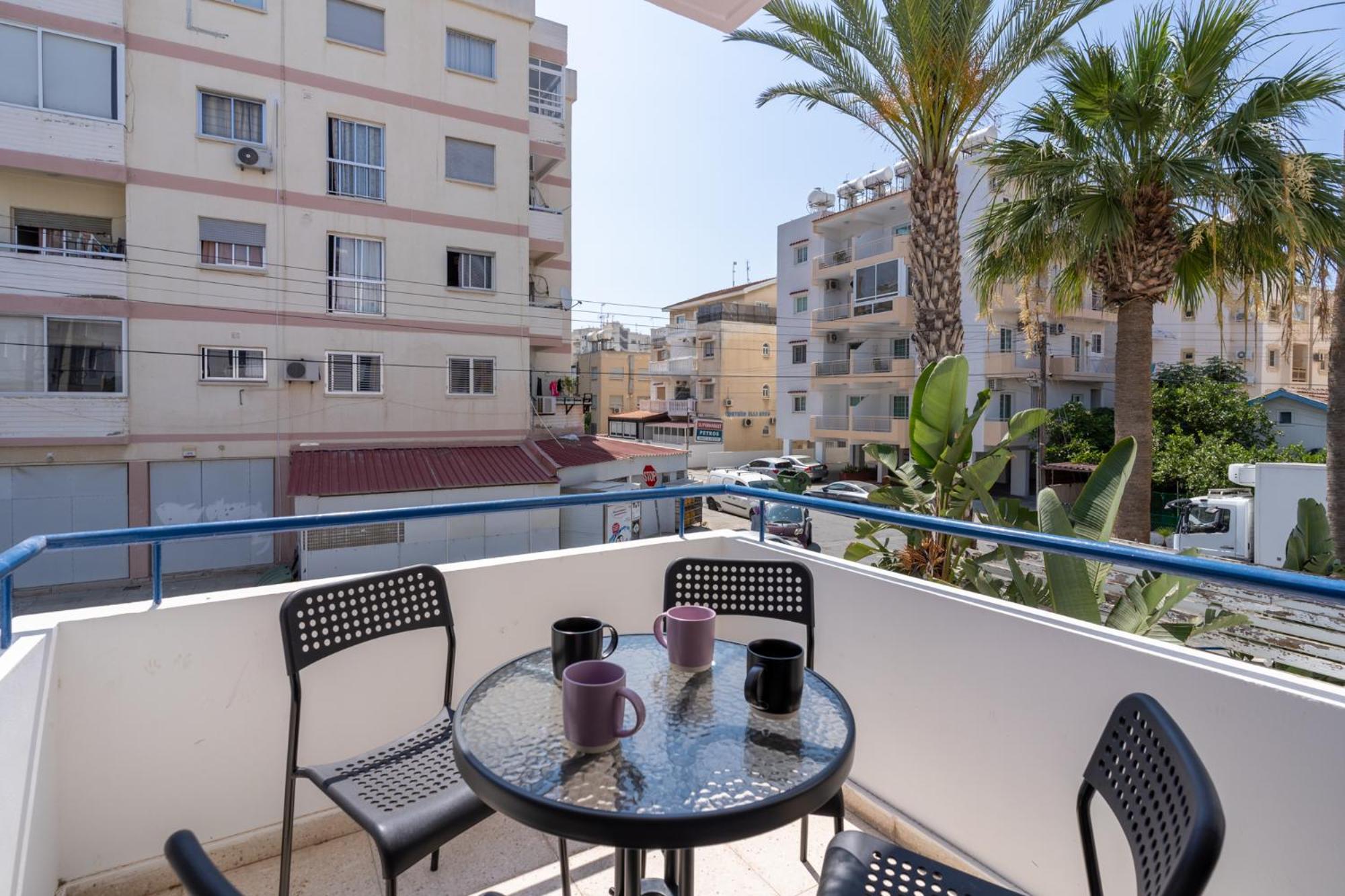 Odyssey - Captivating 2-Bedroom Retreat in Larnaca